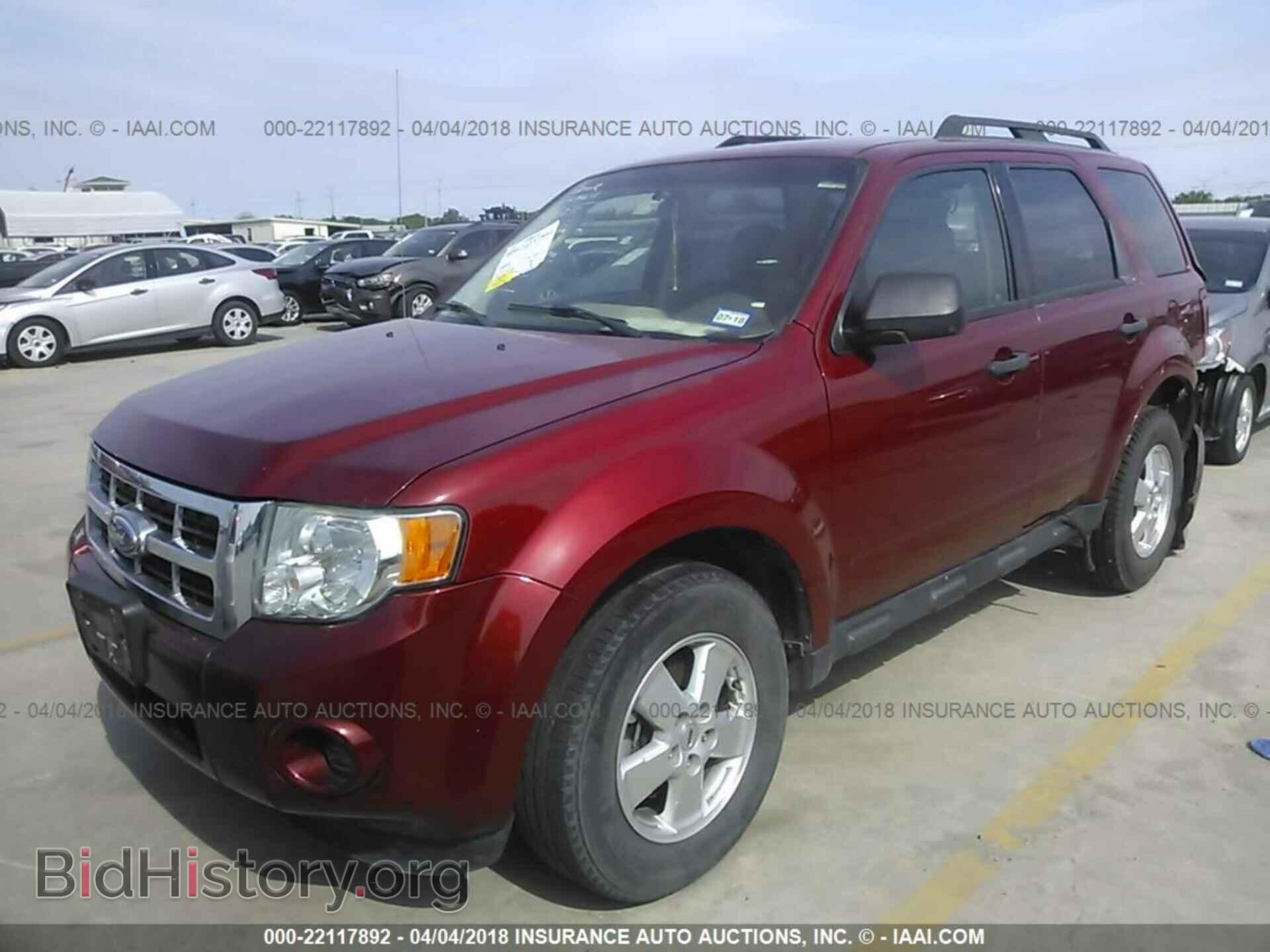 2012 Ford Escape - VIN: 1FMCU0C70CKA75151 - Фото 2