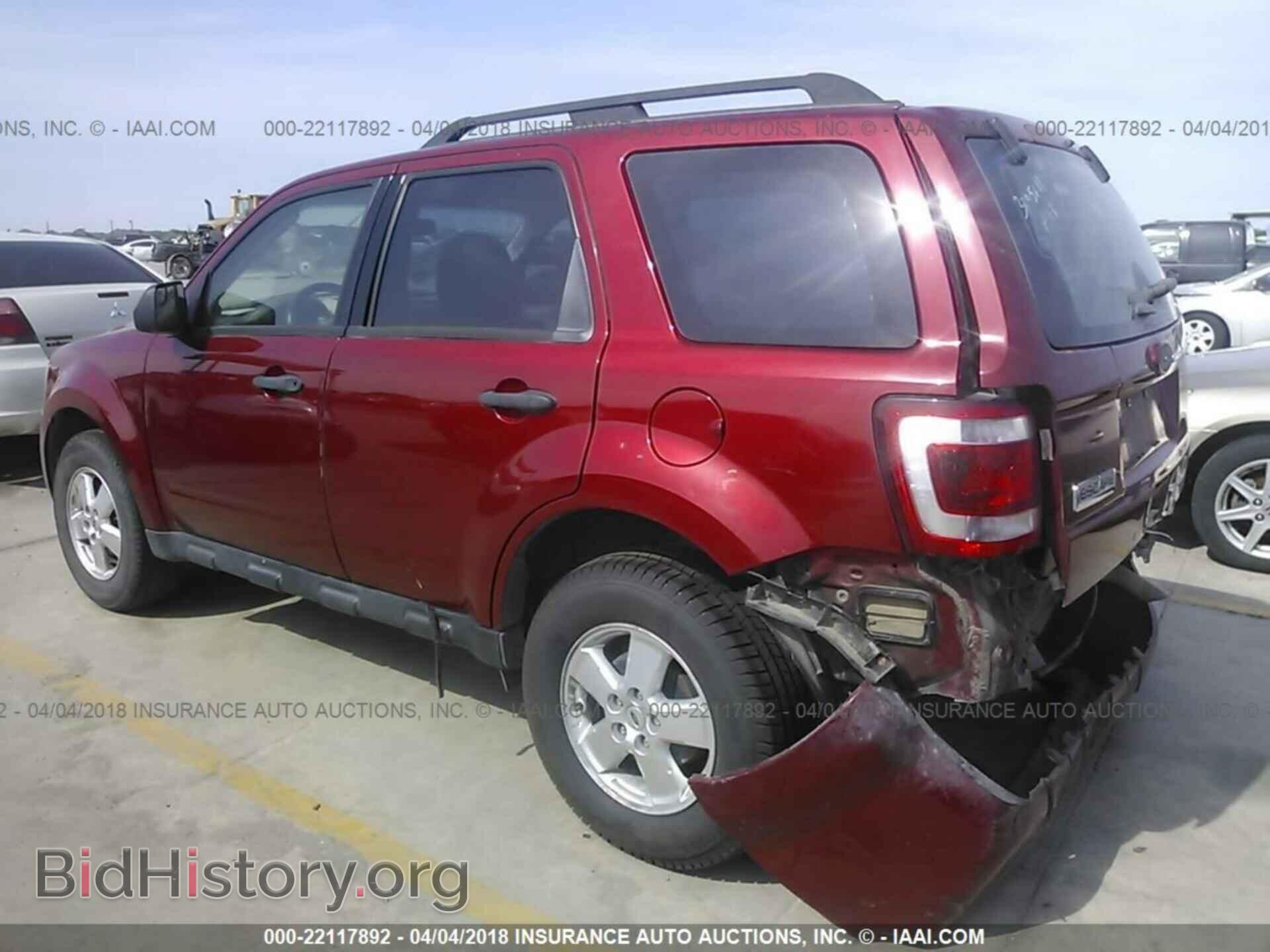 2012 Ford Escape - VIN: 1FMCU0C70CKA75151 - Фото 3