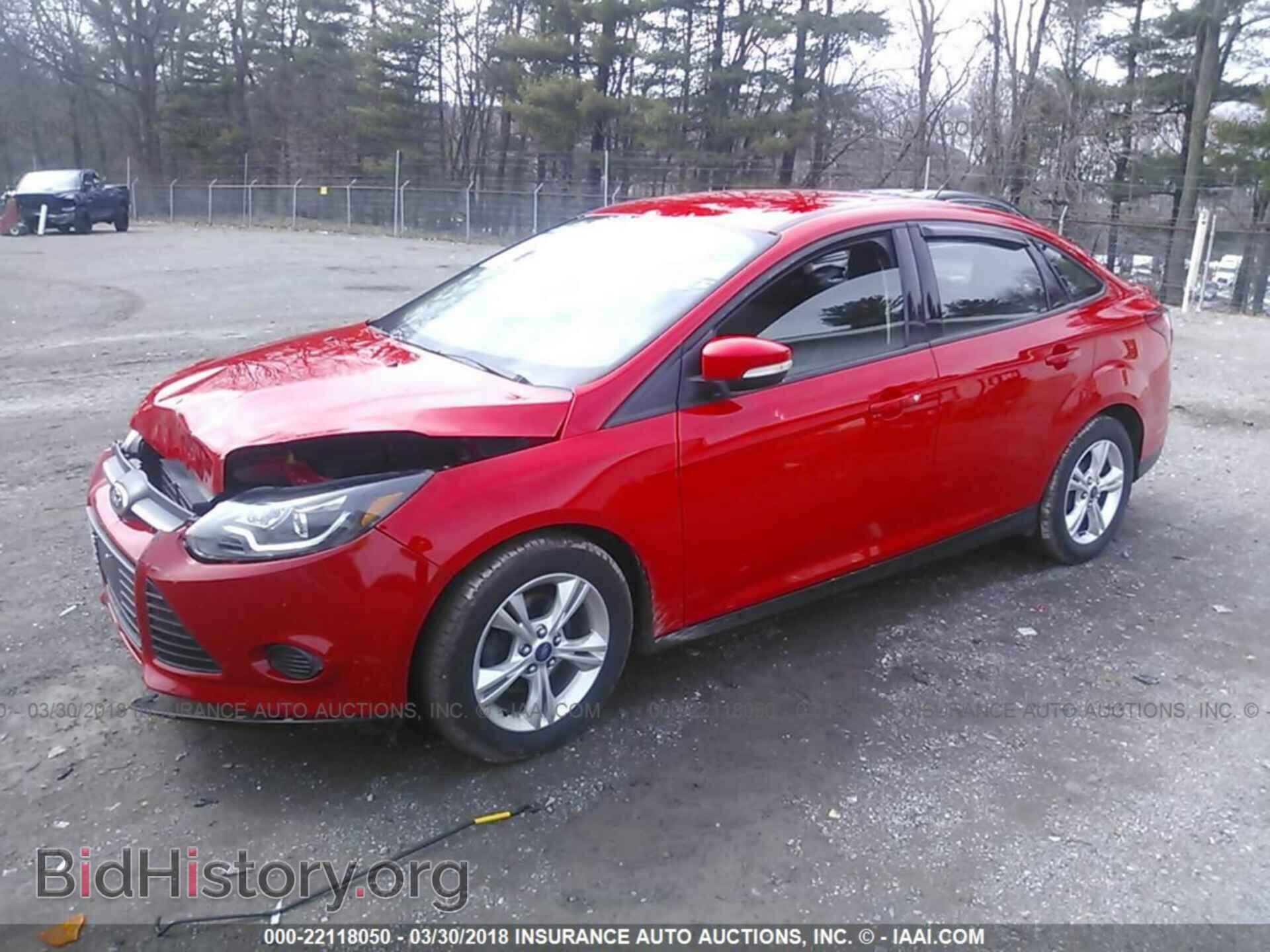 2013 Ford Focus - VIN: 1FADP3F26DL157162 - Фото 2