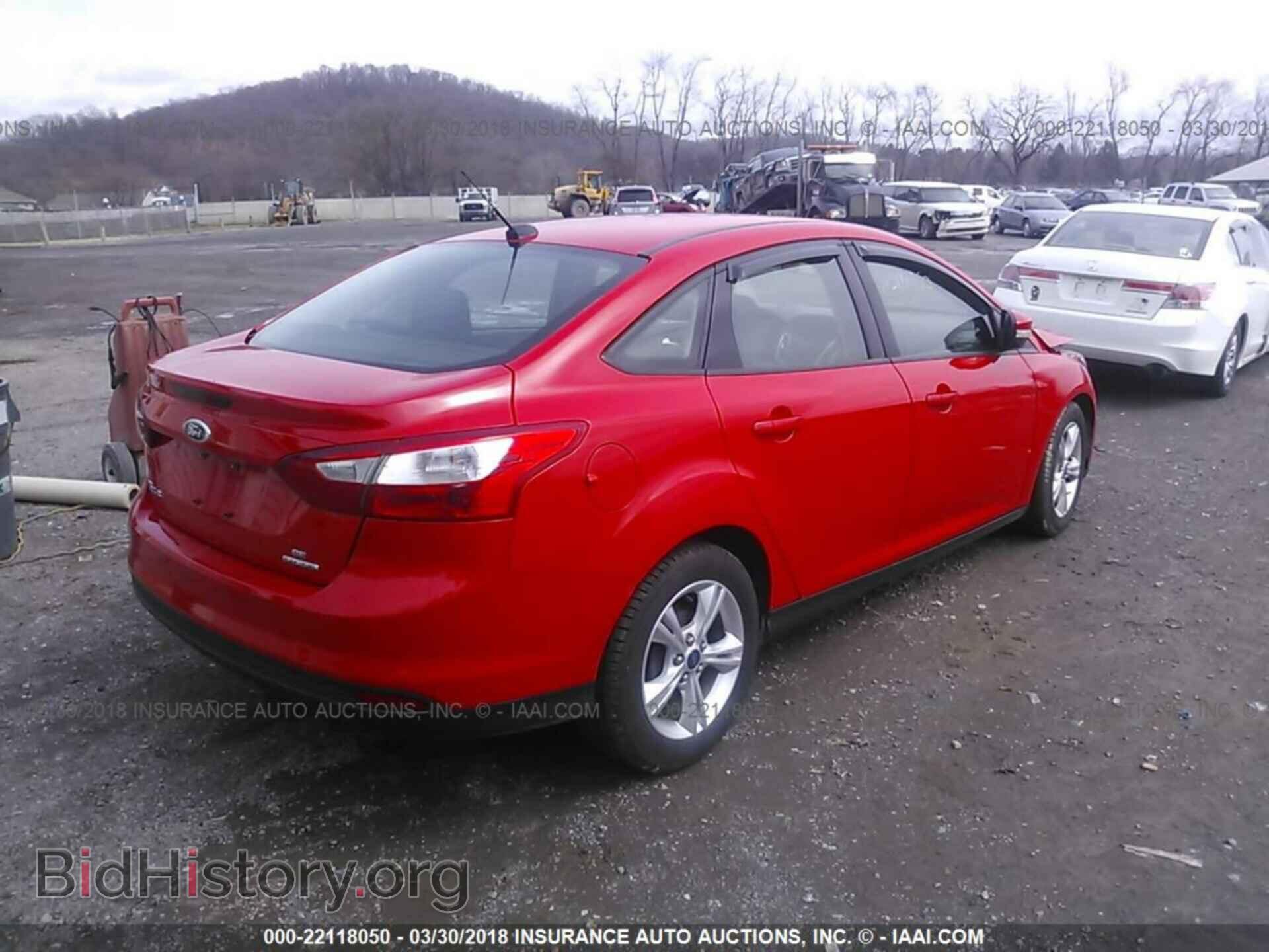 2013 Ford Focus - VIN: 1FADP3F26DL157162 - Фото 4