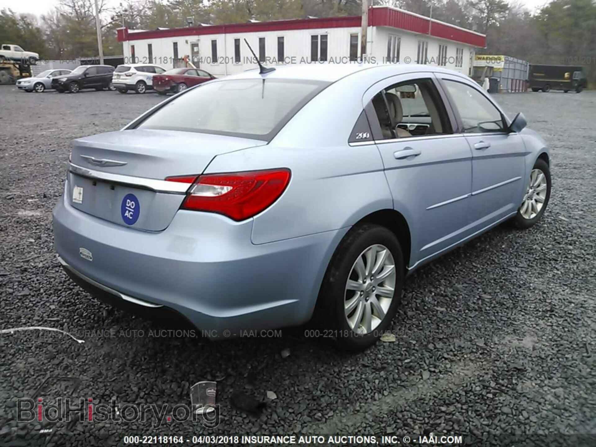 2012 Chrysler 200 - VIN: 1C3CCBBB3CN239388 - Фото 4
