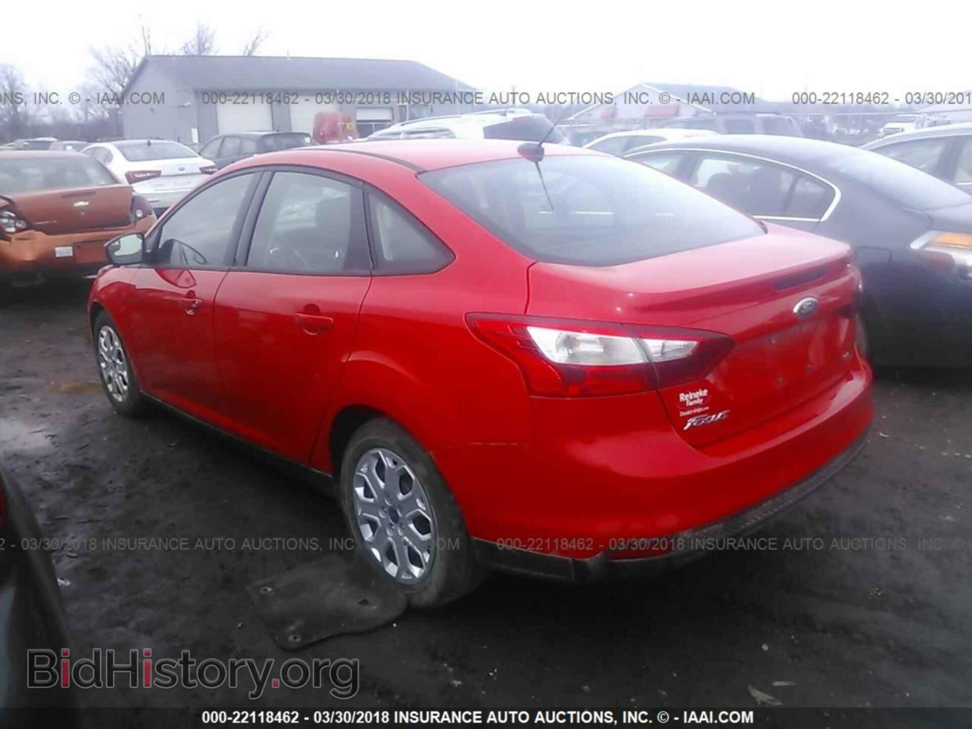 2012 Ford Focus - VIN: 1FAHP3F29CL233327 - Photo 3