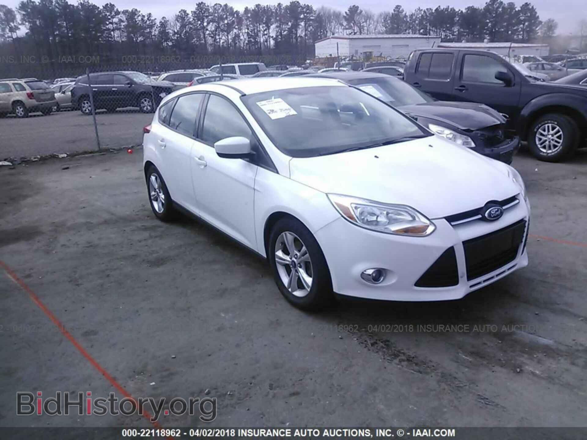 Фотография 1FAHP3K24CL389765 - Ford Focus 2012
