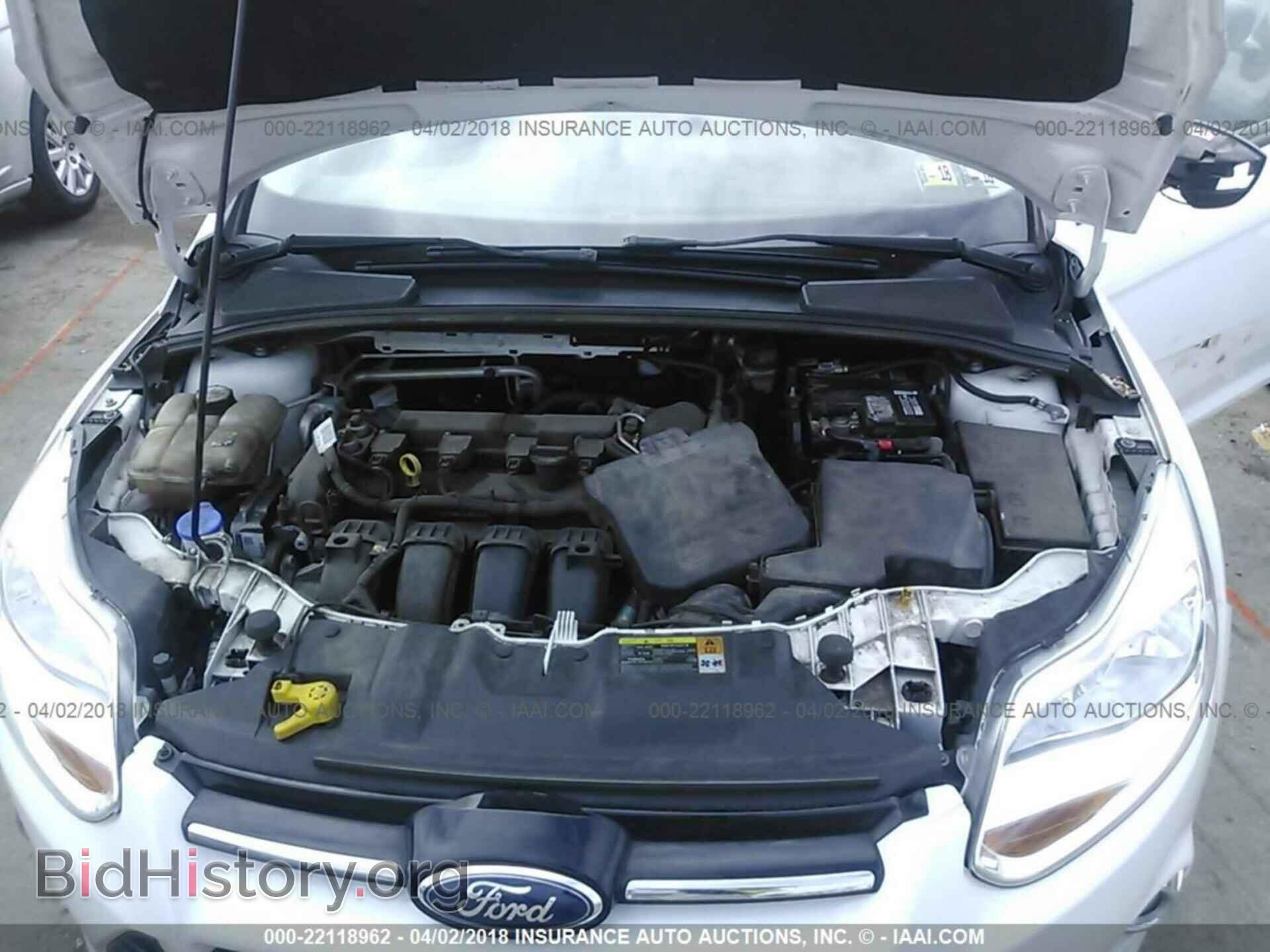 2012 Ford Focus - VIN: 1FAHP3K24CL389765 - Photo 10