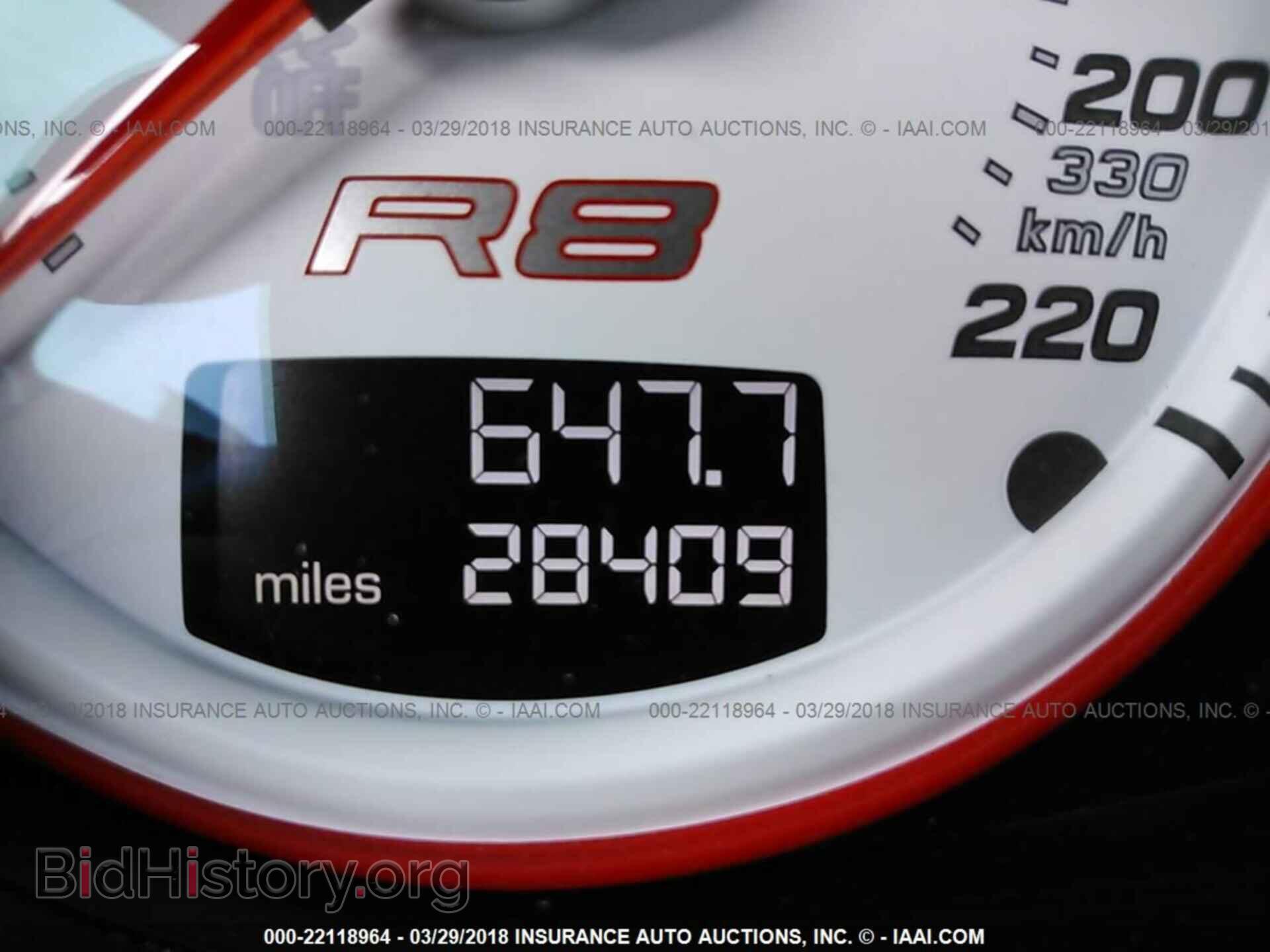 2011 Audi R8 - VIN: WUAENAFG7BN002922 - Фото 7