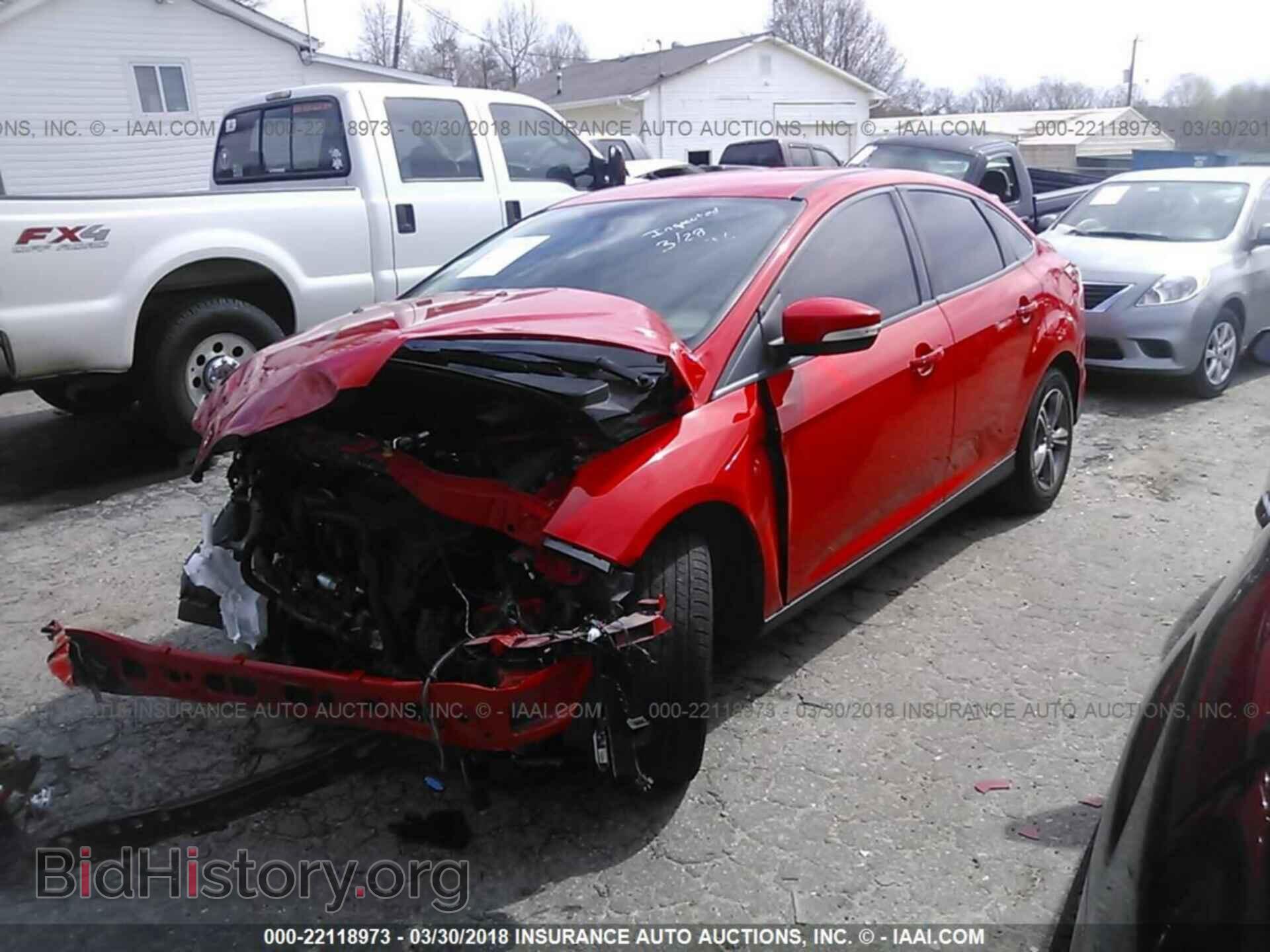 2014 Ford Focus - VIN: 1FADP3F22EL243862 - Photo 2
