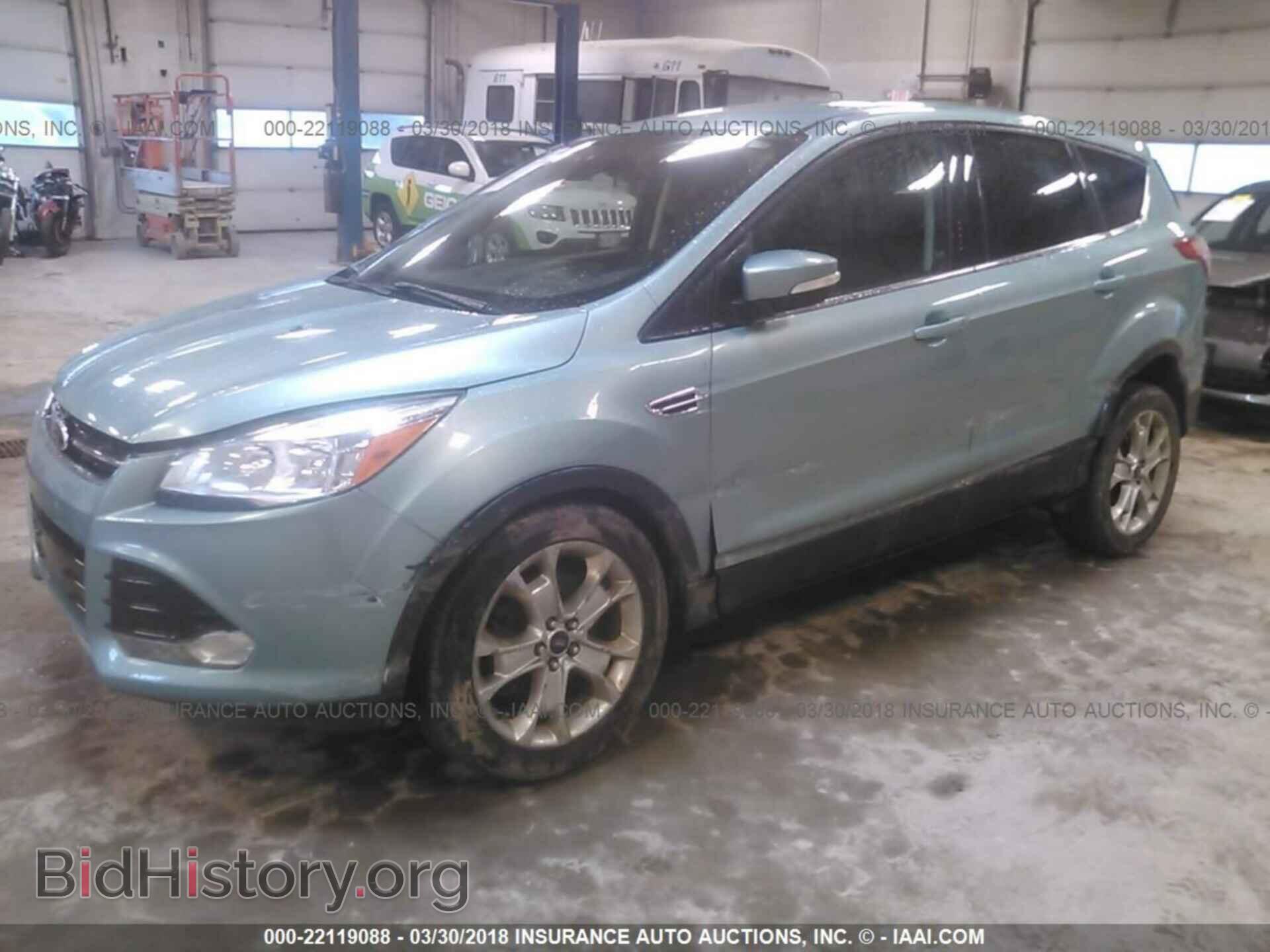 2013 Ford Escape - VIN: 1FMCU9HX8DUA56821 - Photo 2