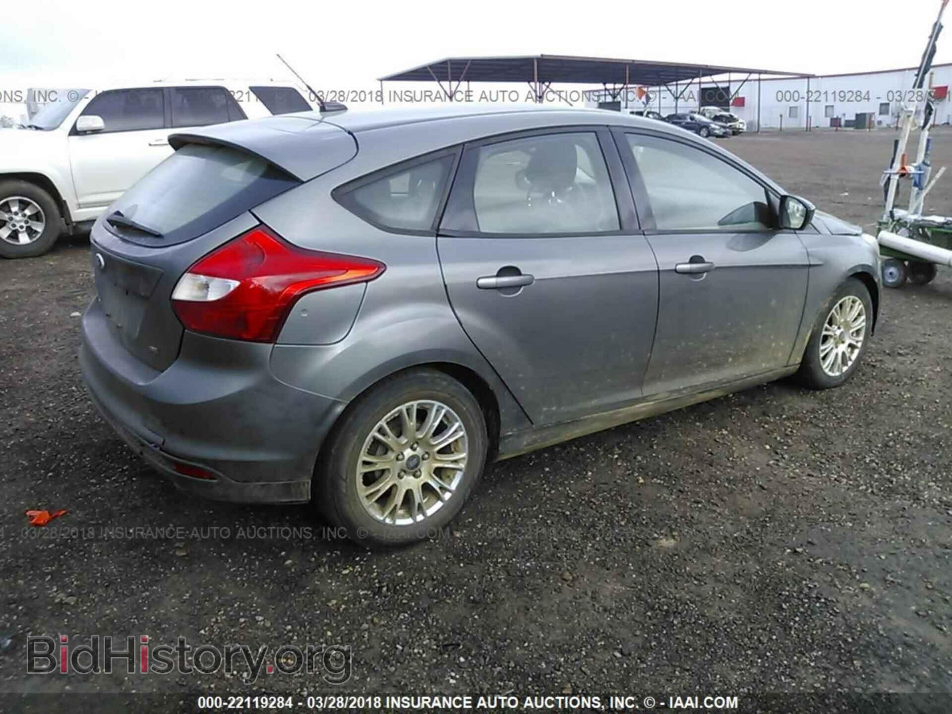 2012 Ford Focus - VIN: 1FAHP3K21CL135995 - Фото 4