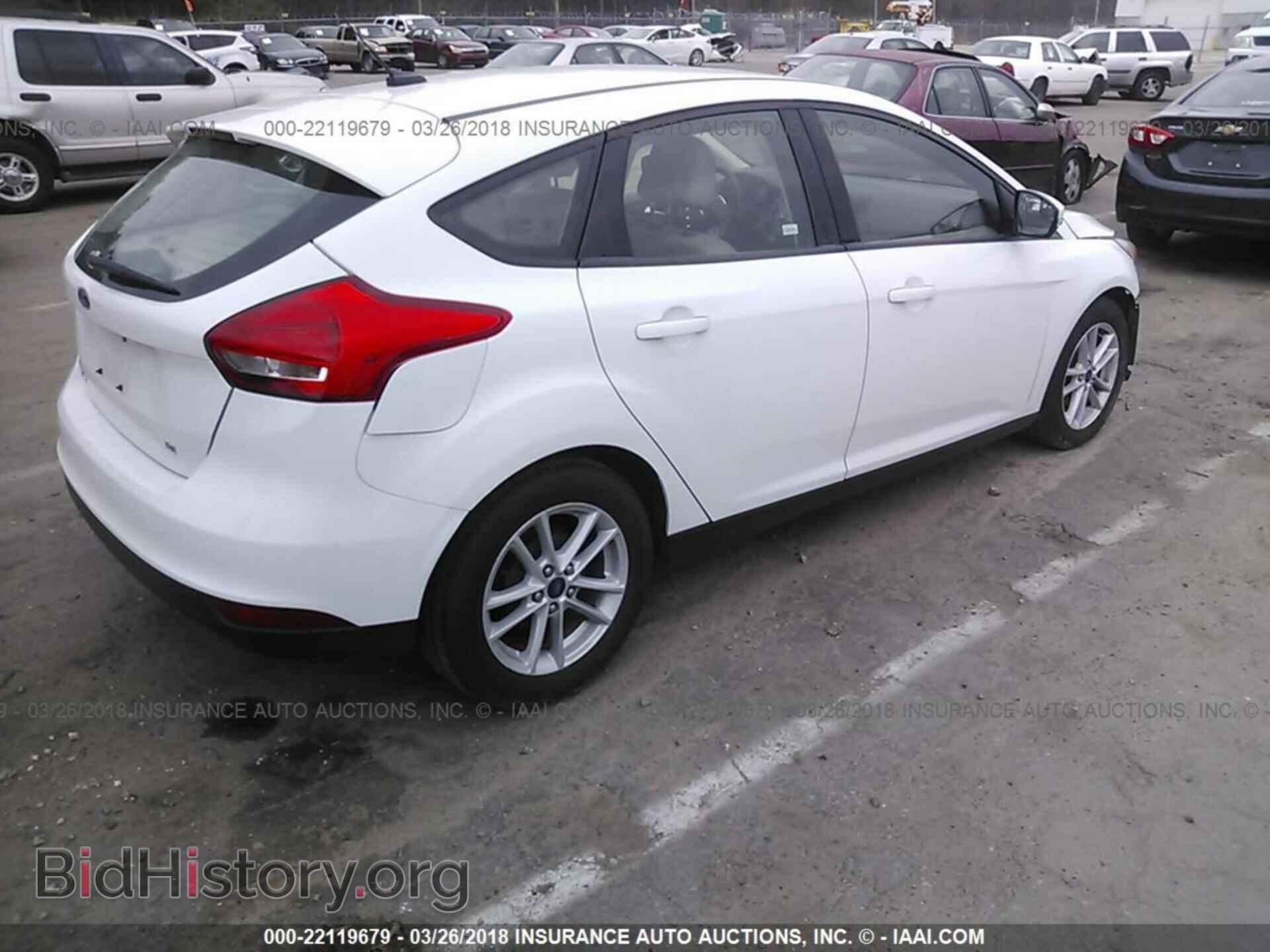 2017 Ford Focus - VIN: 1FADP3K2XHL223708 - Фото 4