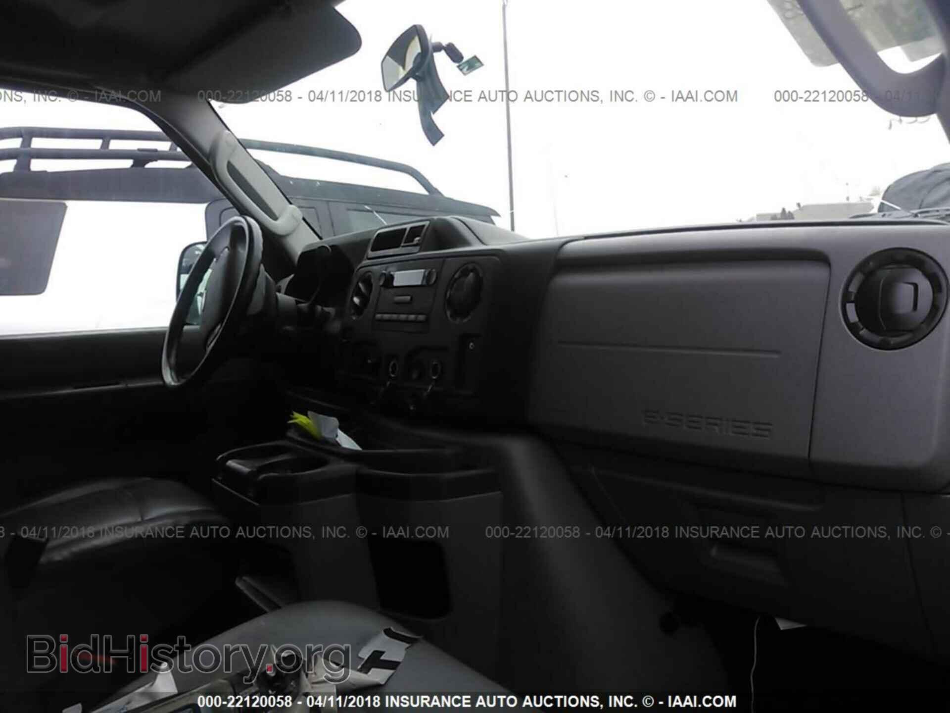 2014 Ford Econoline - VIN: 1FTNE2ELXEDA92577 - Фото 5