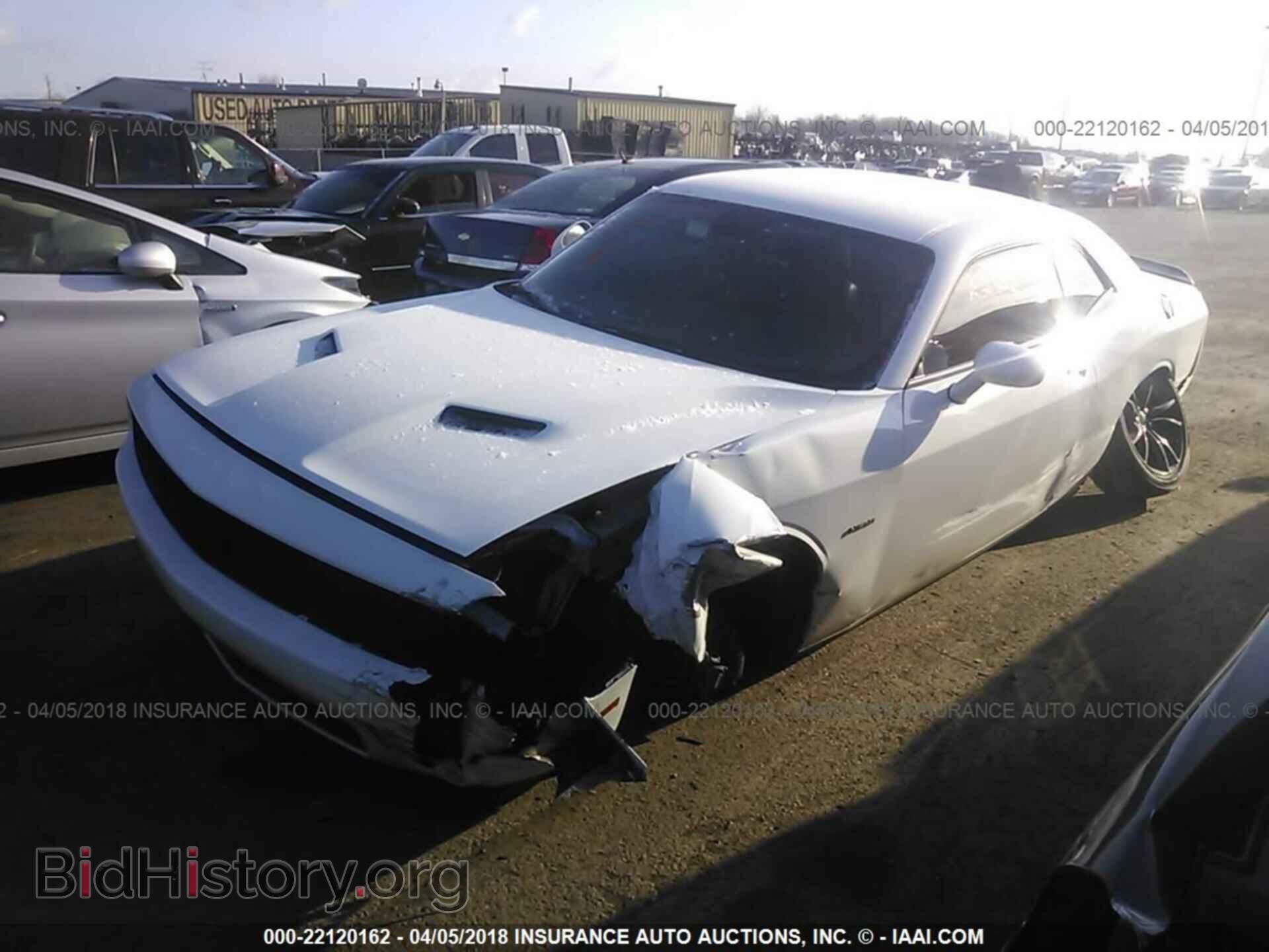 2016 Dodge Challenger - VIN: 2C3CDZBT4GH232270 - Фото 2