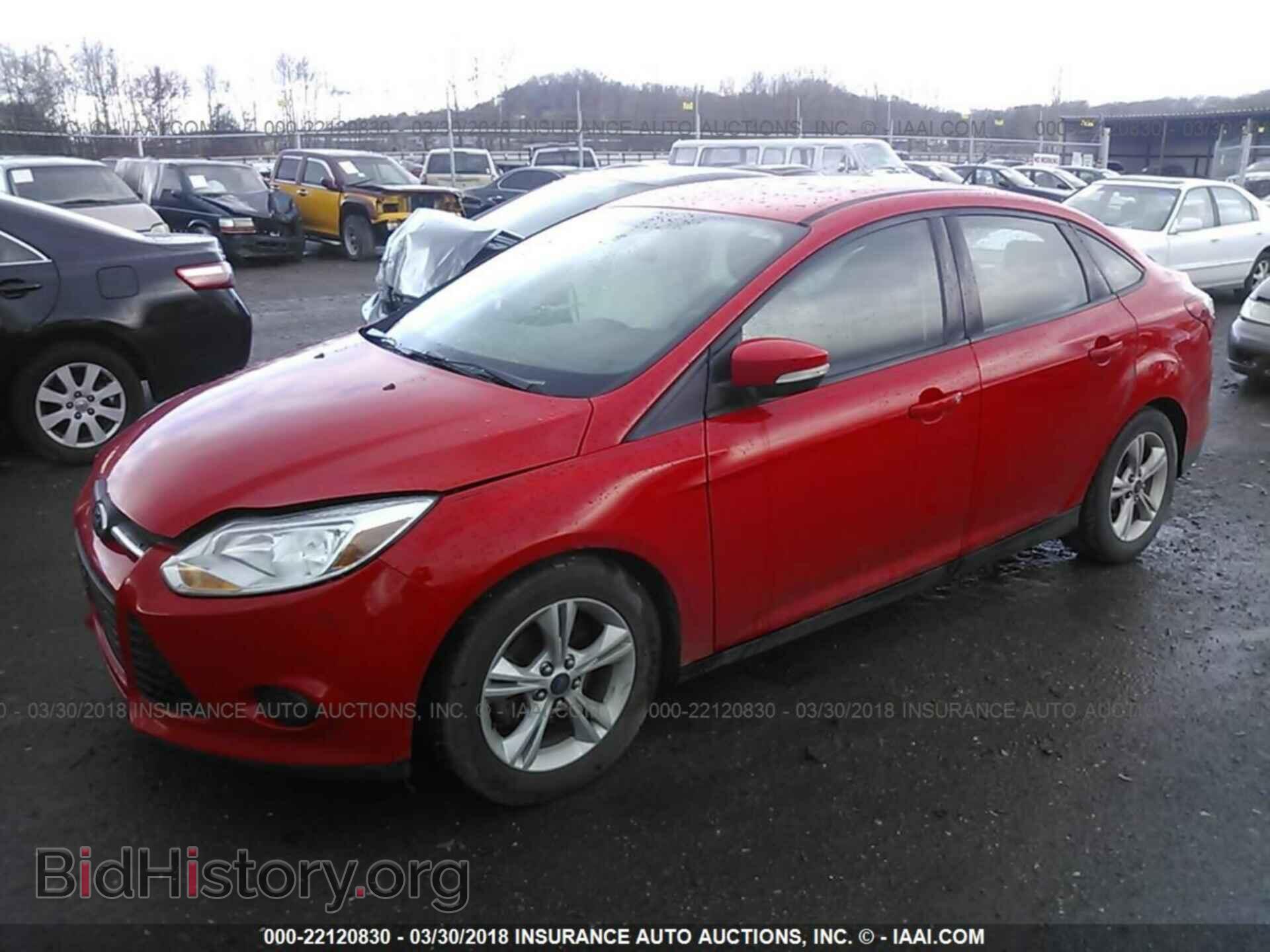 2014 Ford Focus - VIN: 1FADP3F20EL435846 - Photo 2