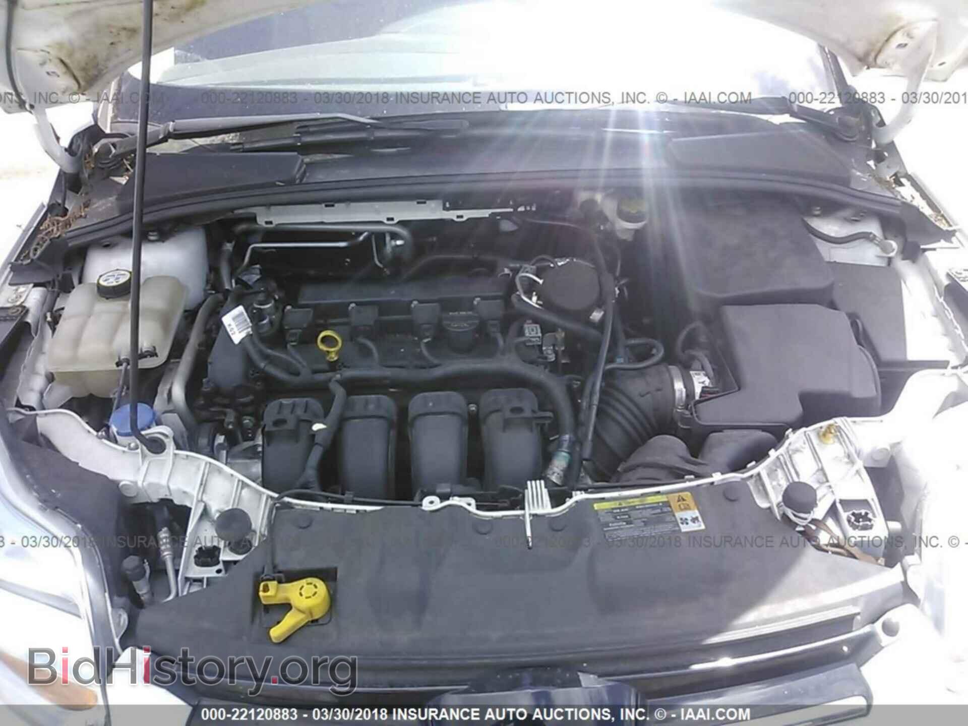 2012 Ford Focus - VIN: 1FAHP3F21CL360492 - Photo 10