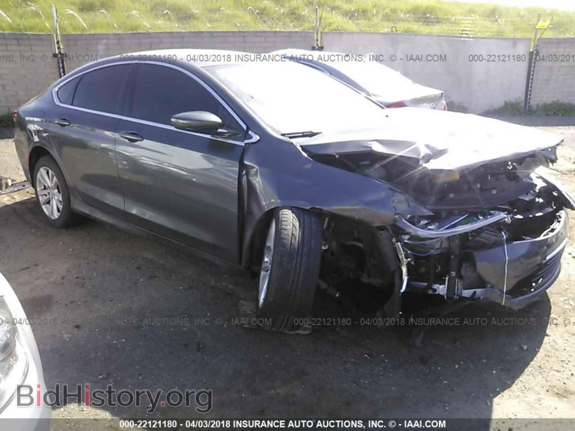 Photo 1C3CCCAB2FN621469 - Chrysler 200 2015