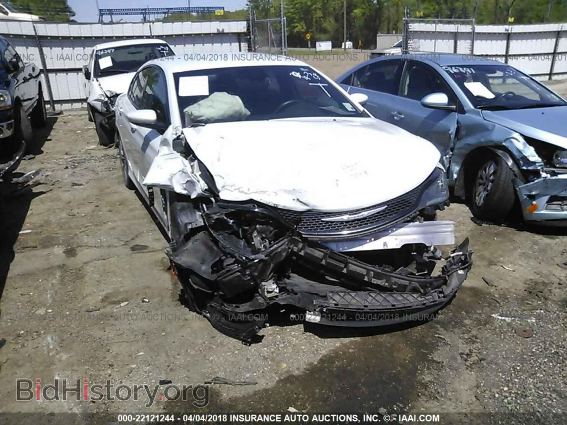 2015 Chrysler 200 - VIN: 1C3CCCBB3FN693554 - Photo 6