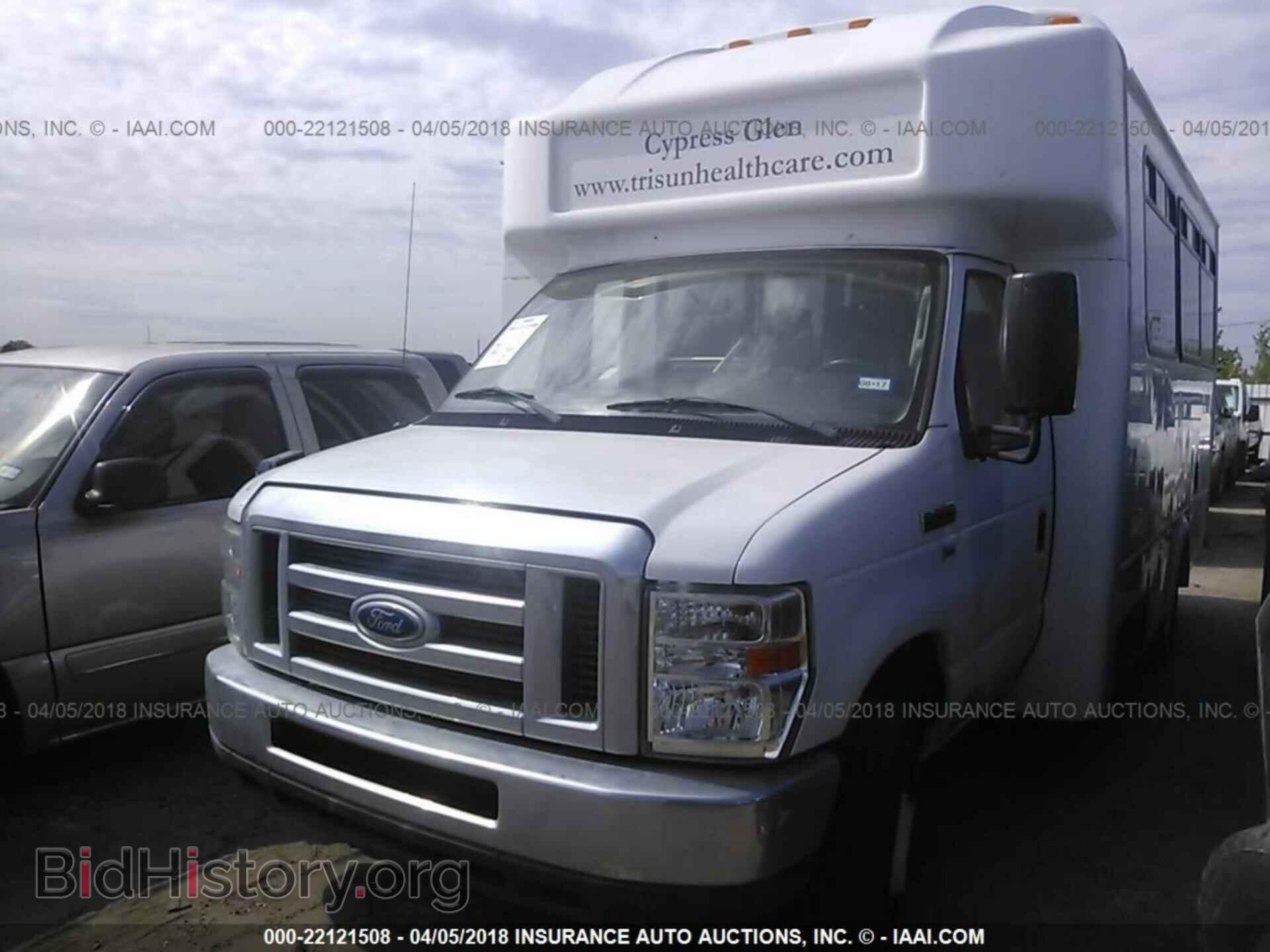 2012 Ford Econoline - VIN: 1FDEE3FL5CDB15910 - Фото 2