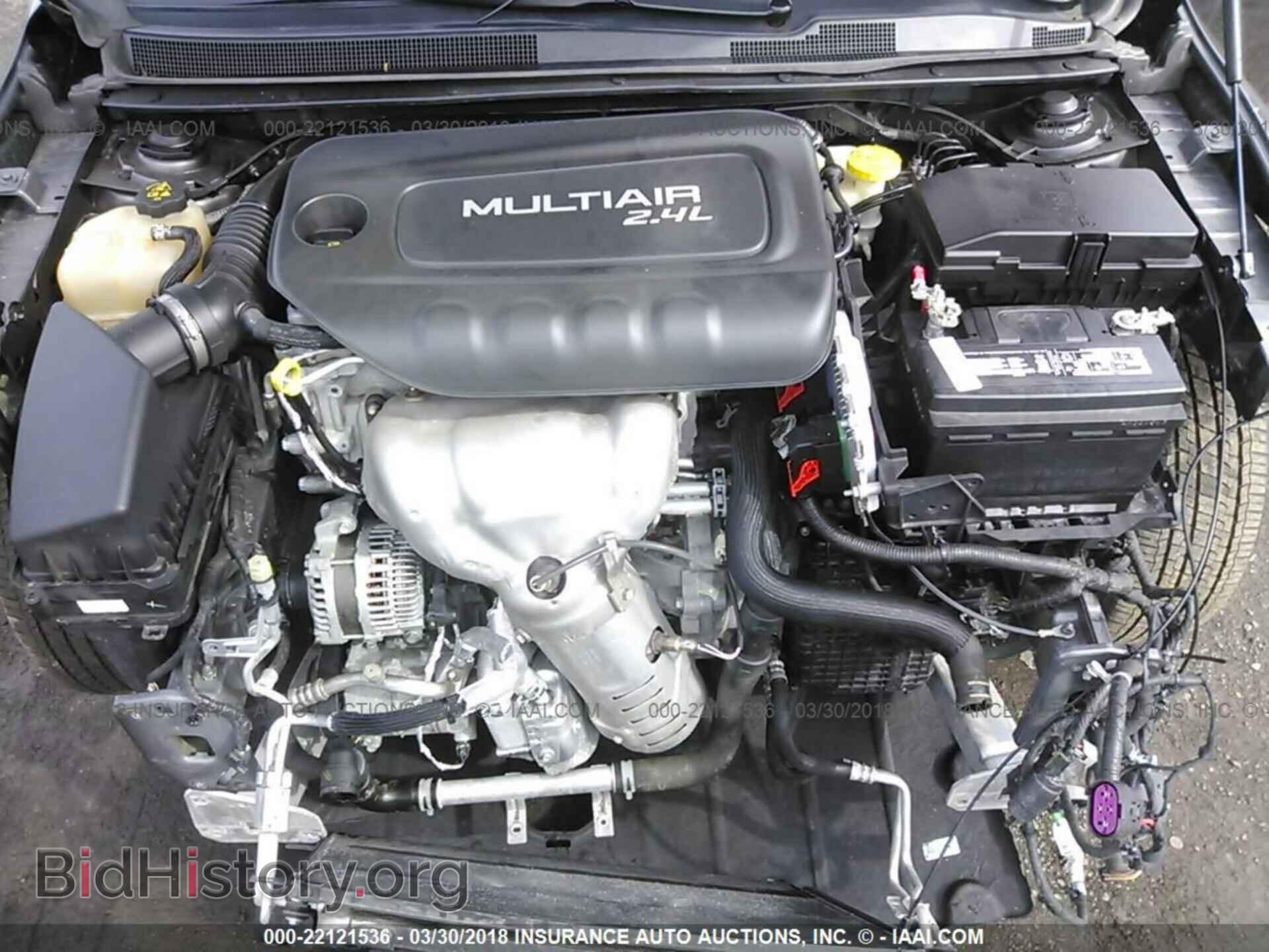 2015 Chrysler 200 - VIN: 1C3CCCAB1FN607949 - Фото 10