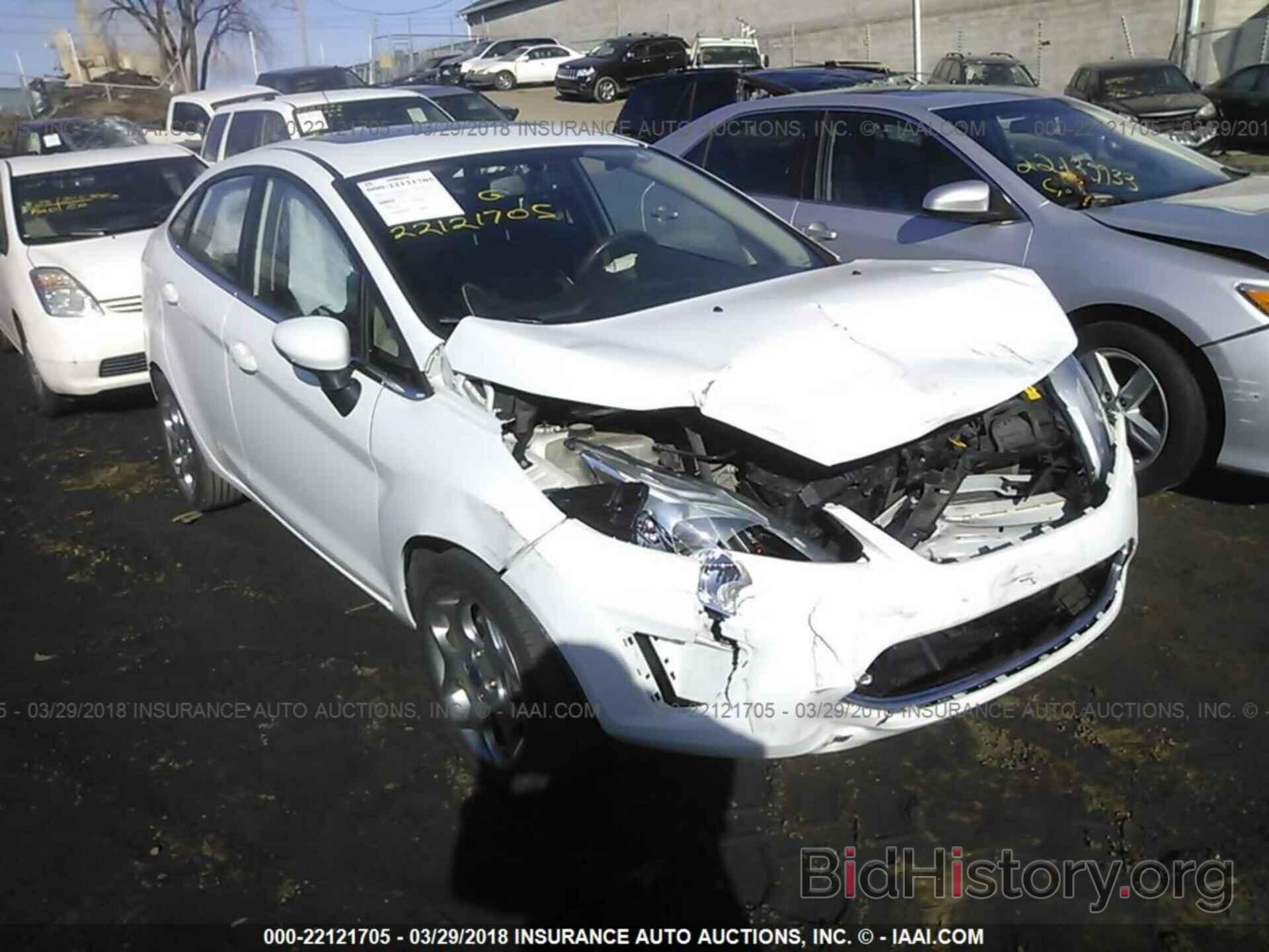Photo 3FADP4CJ9CM158868 - Ford Fiesta 2012
