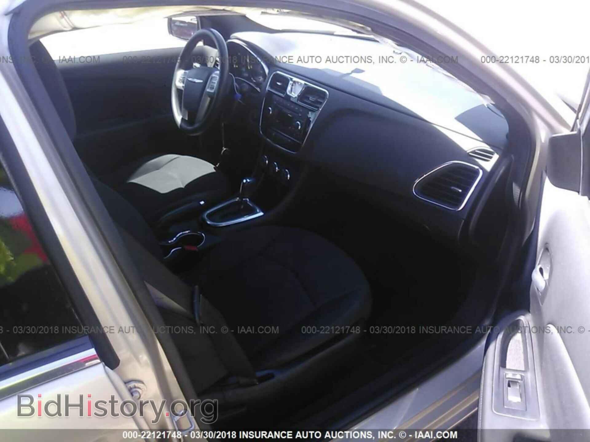 2013 Chrysler 200 - VIN: 1C3CCBBG2DN678496 - Photo 5