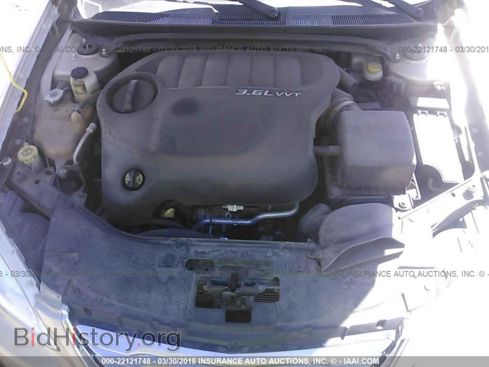 2013 Chrysler 200 - VIN: 1C3CCBBG2DN678496 - Photo 10