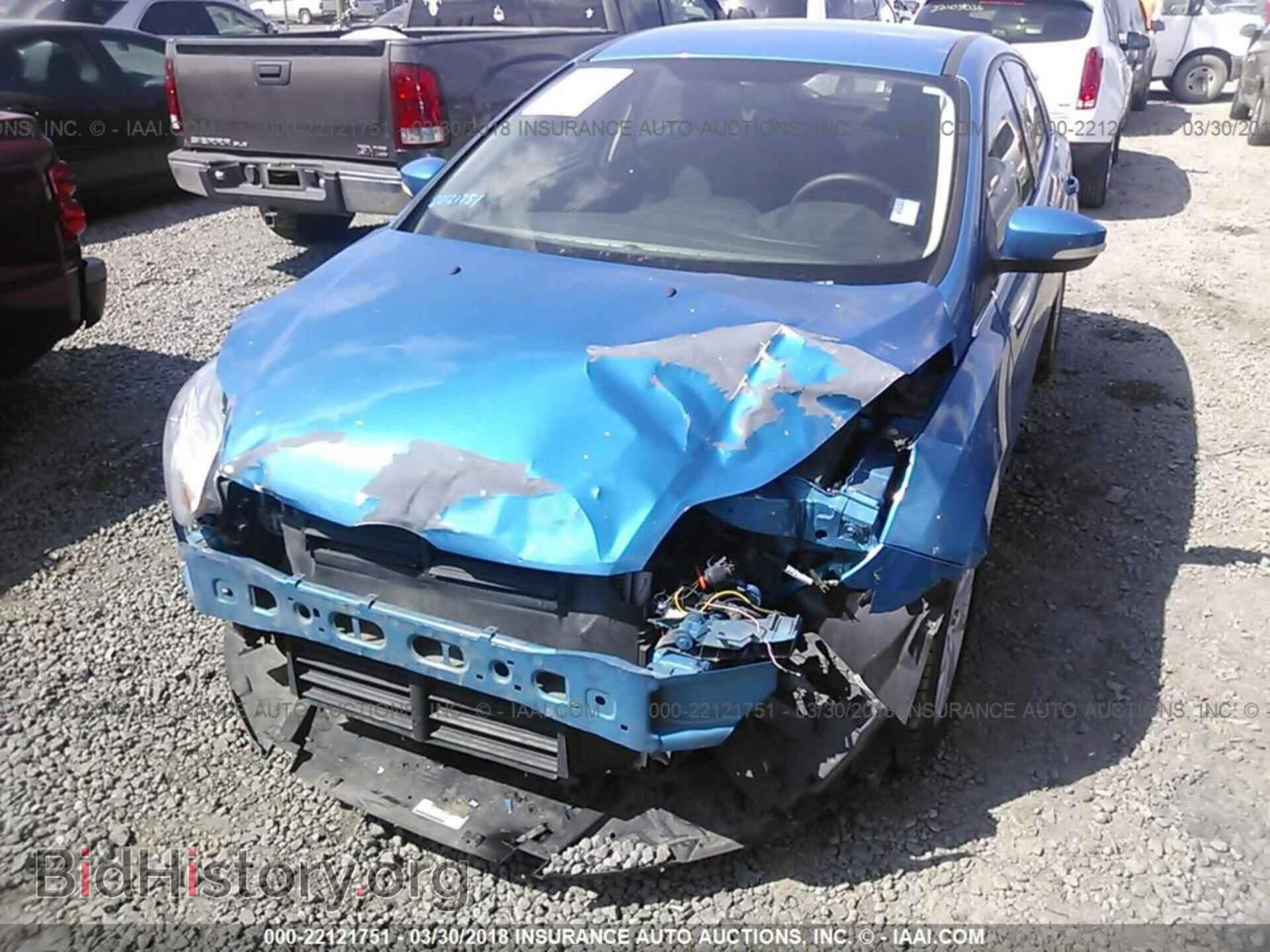 2012 Ford Focus - VIN: 1FAHP3M24CL315467 - Photo 6
