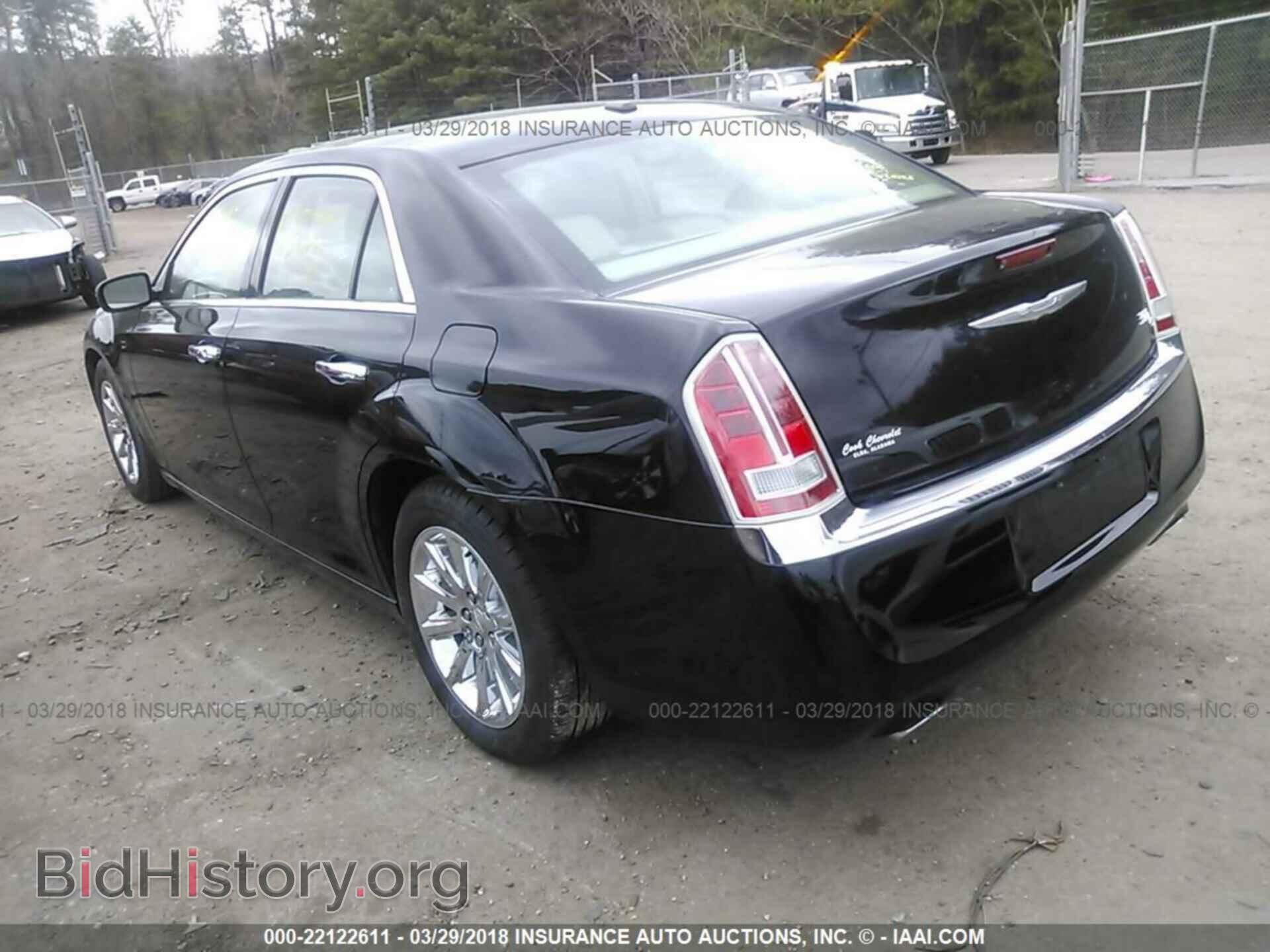 2013 Chrysler 300c - VIN: 2C3CCAET4DH674087 - Фото 3
