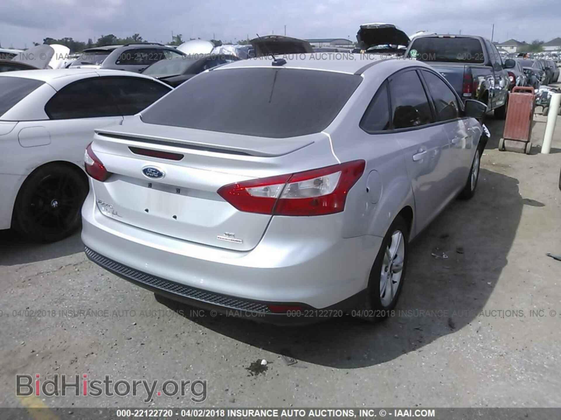 2012 Ford Focus - VIN: 1FAHP3F28CL403029 - Фото 4