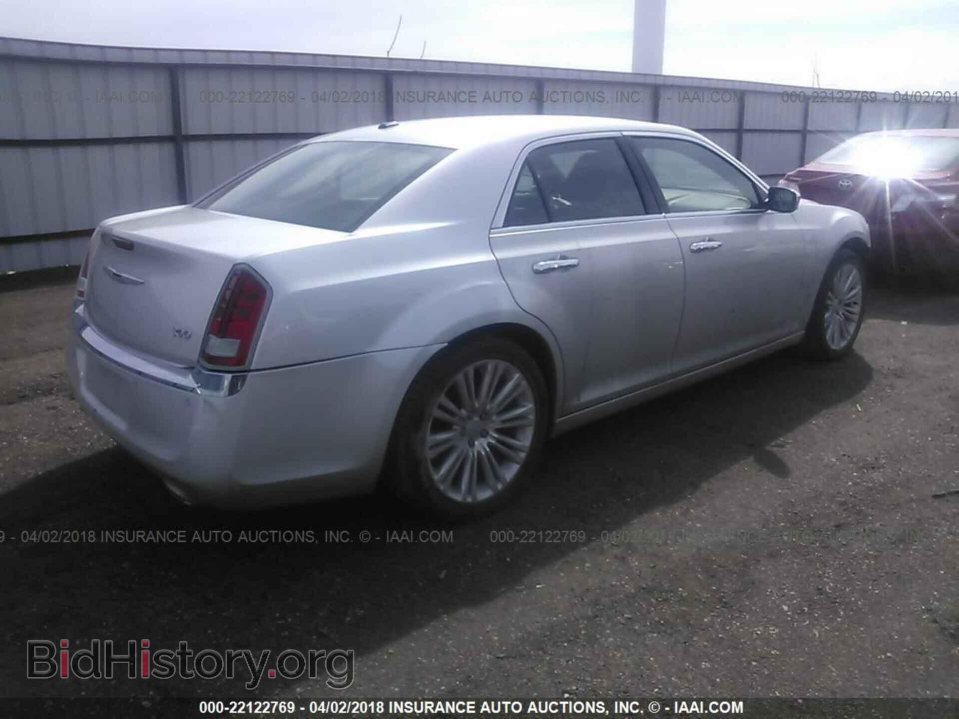 2011 CHRYSLER 300 - VIN: 2C3CA5CG3BH614091 - Фото 4