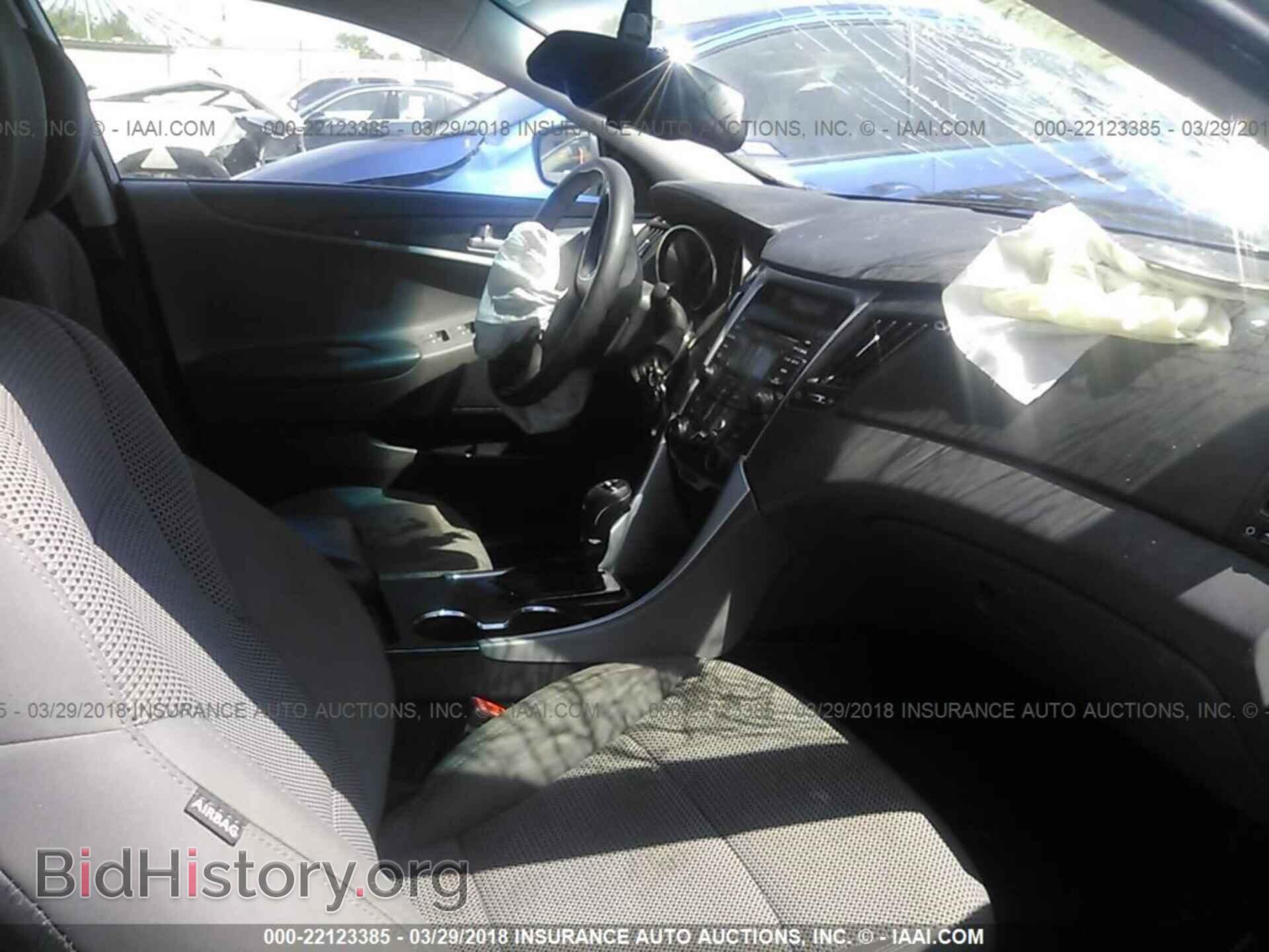 2012 Hyundai Sonata - VIN: 5NPEB4AC6CH331379 - Photo 5
