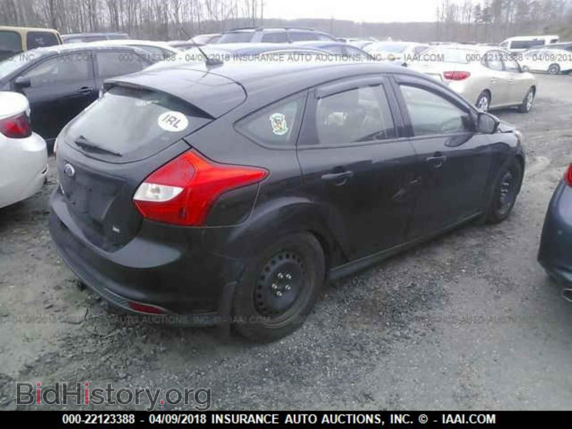 2012 Ford Focus - VIN: 1FAHP3K29CL166895 - Photo 4