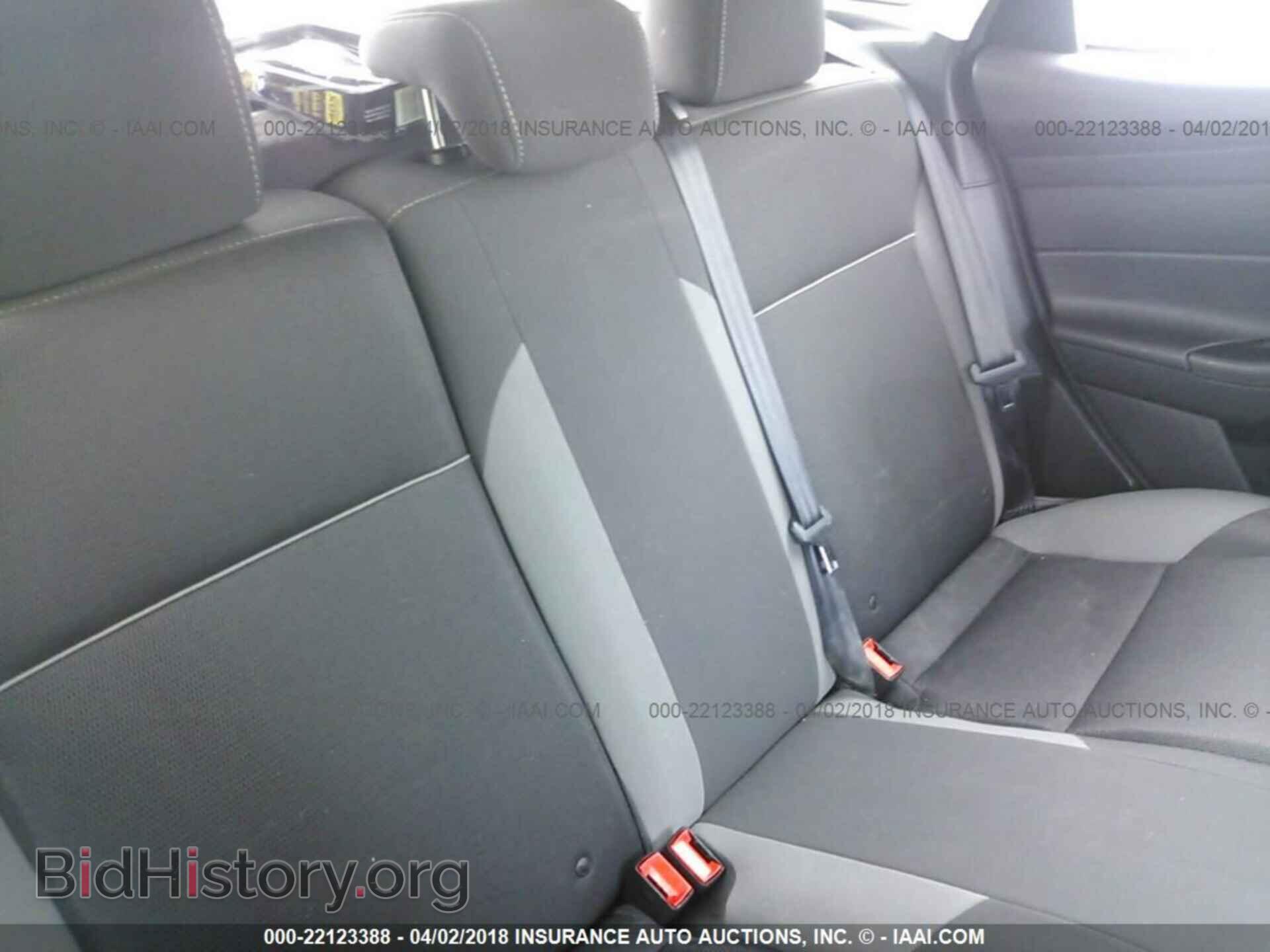 2012 Ford Focus - VIN: 1FAHP3K29CL166895 - Photo 8