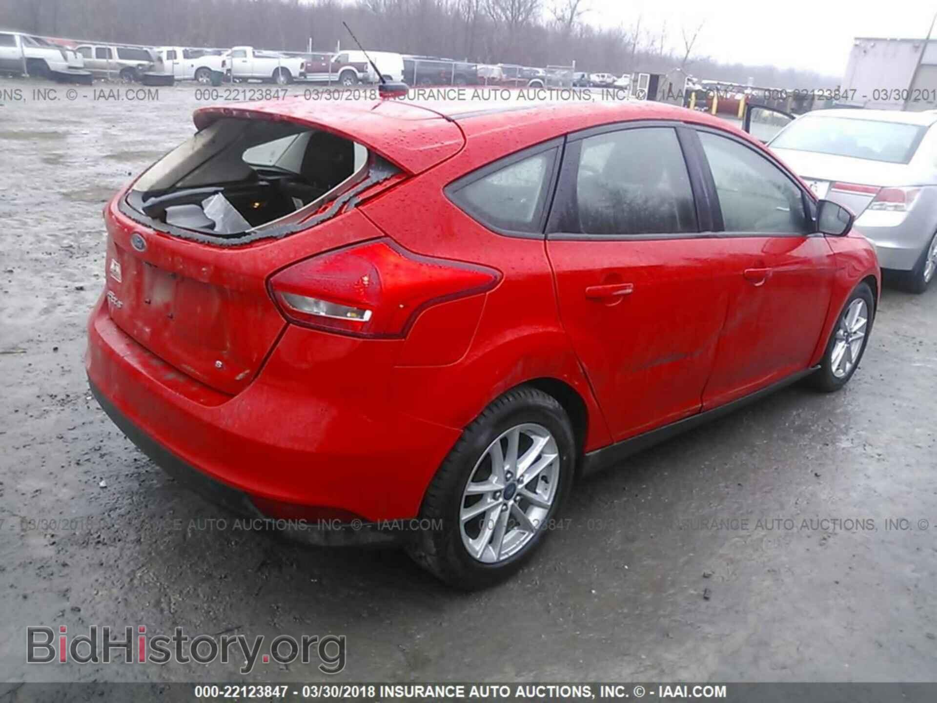 2016 Ford Focus - VIN: 1FADP3K29GL232270 - Фото 4