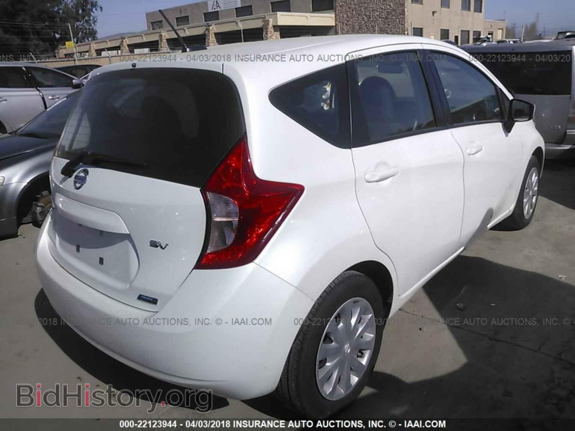 2016 Nissan Versa note - VIN: 3N1CE2CP3GL362245 - Фото 4