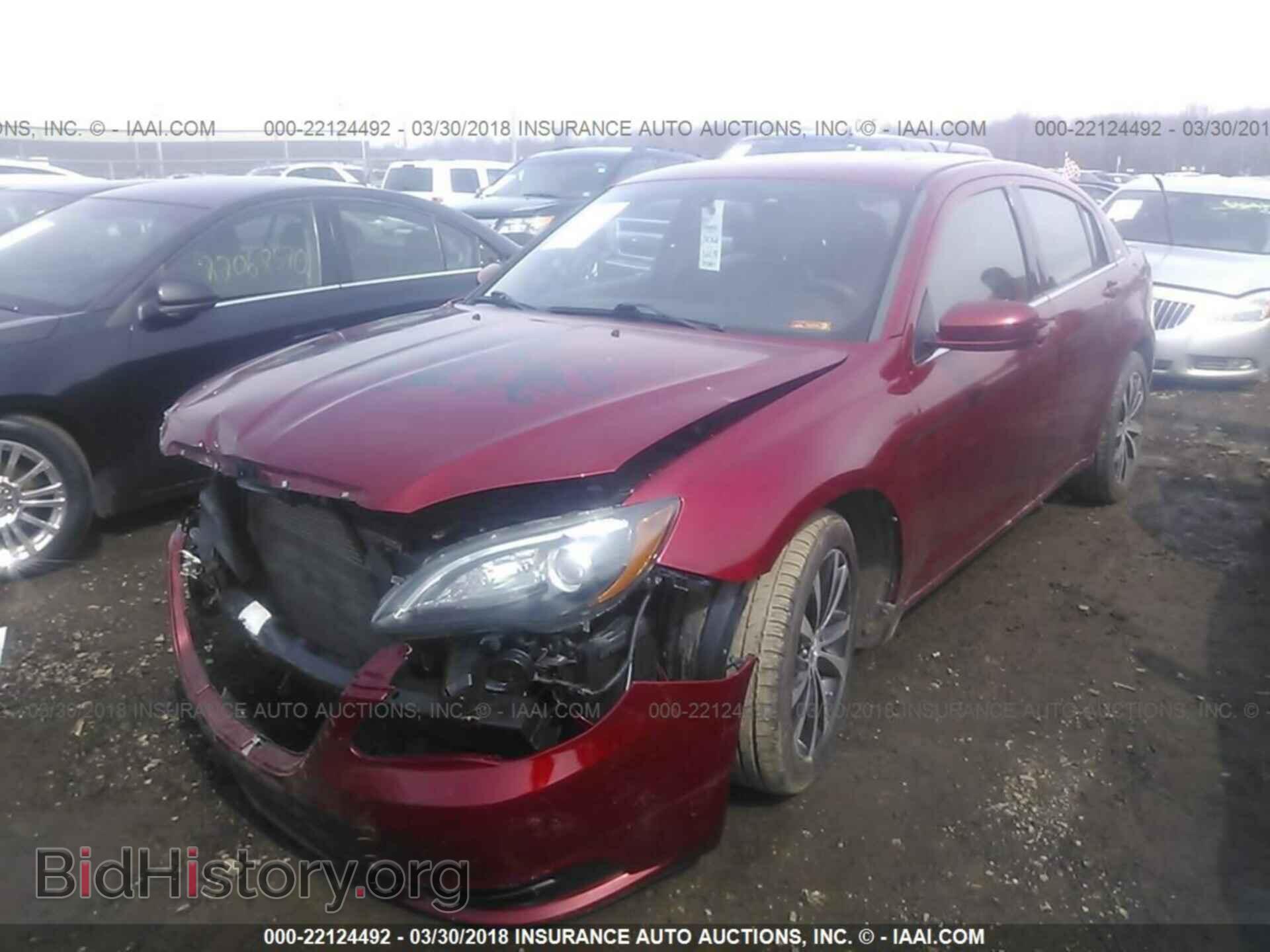2013 Chrysler 200 - VIN: 1C3CCBCG9DN522891 - Photo 2