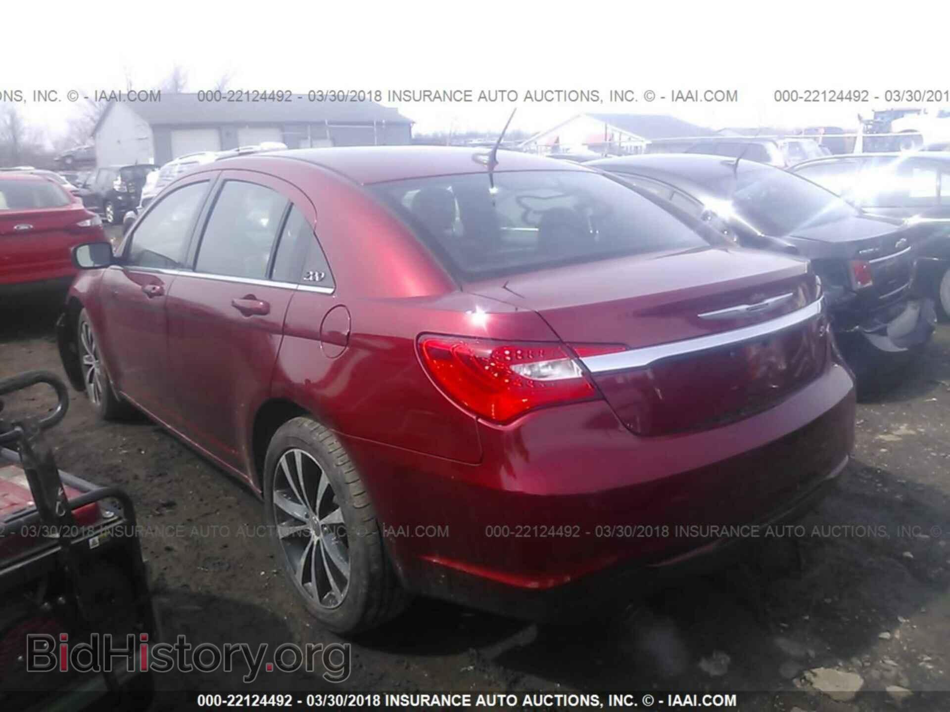 2013 Chrysler 200 - VIN: 1C3CCBCG9DN522891 - Photo 3