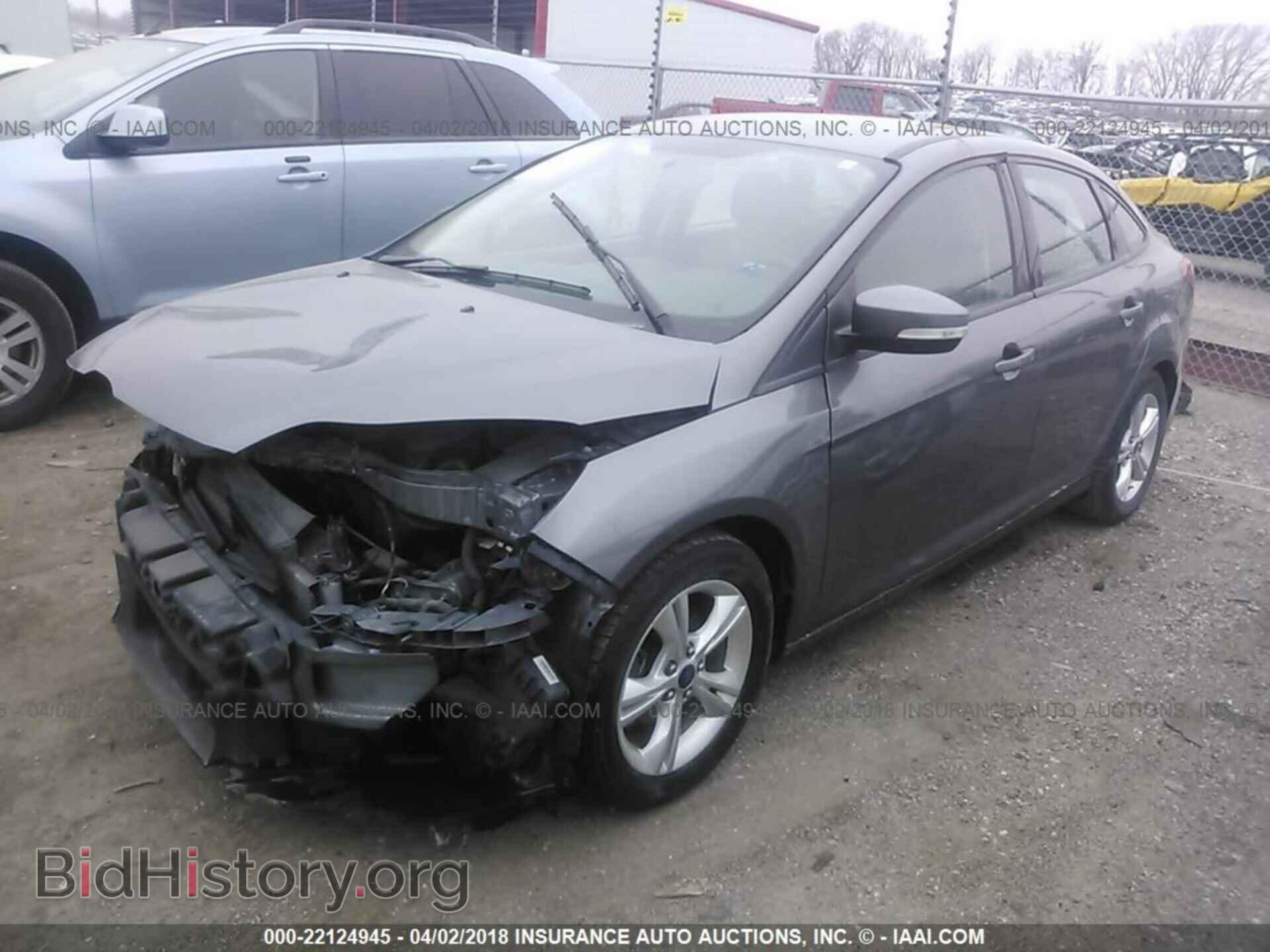 2014 Ford Focus - VIN: 1FADP3F22EL184165 - Photo 2
