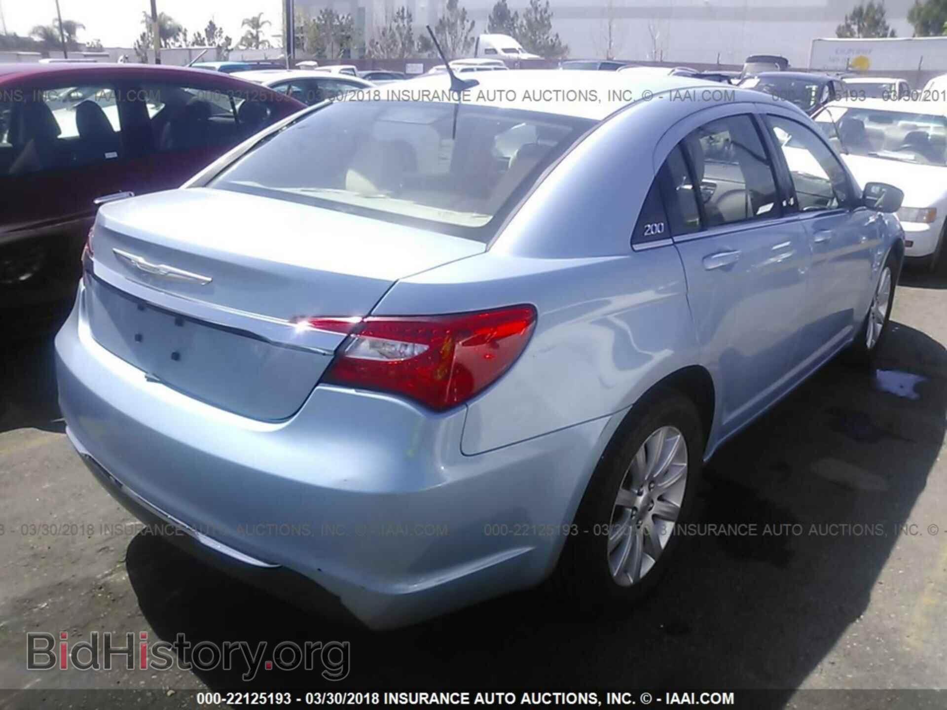 2012 Chrysler 200 - VIN: 1C3CCBBB5CN236783 - Photo 4