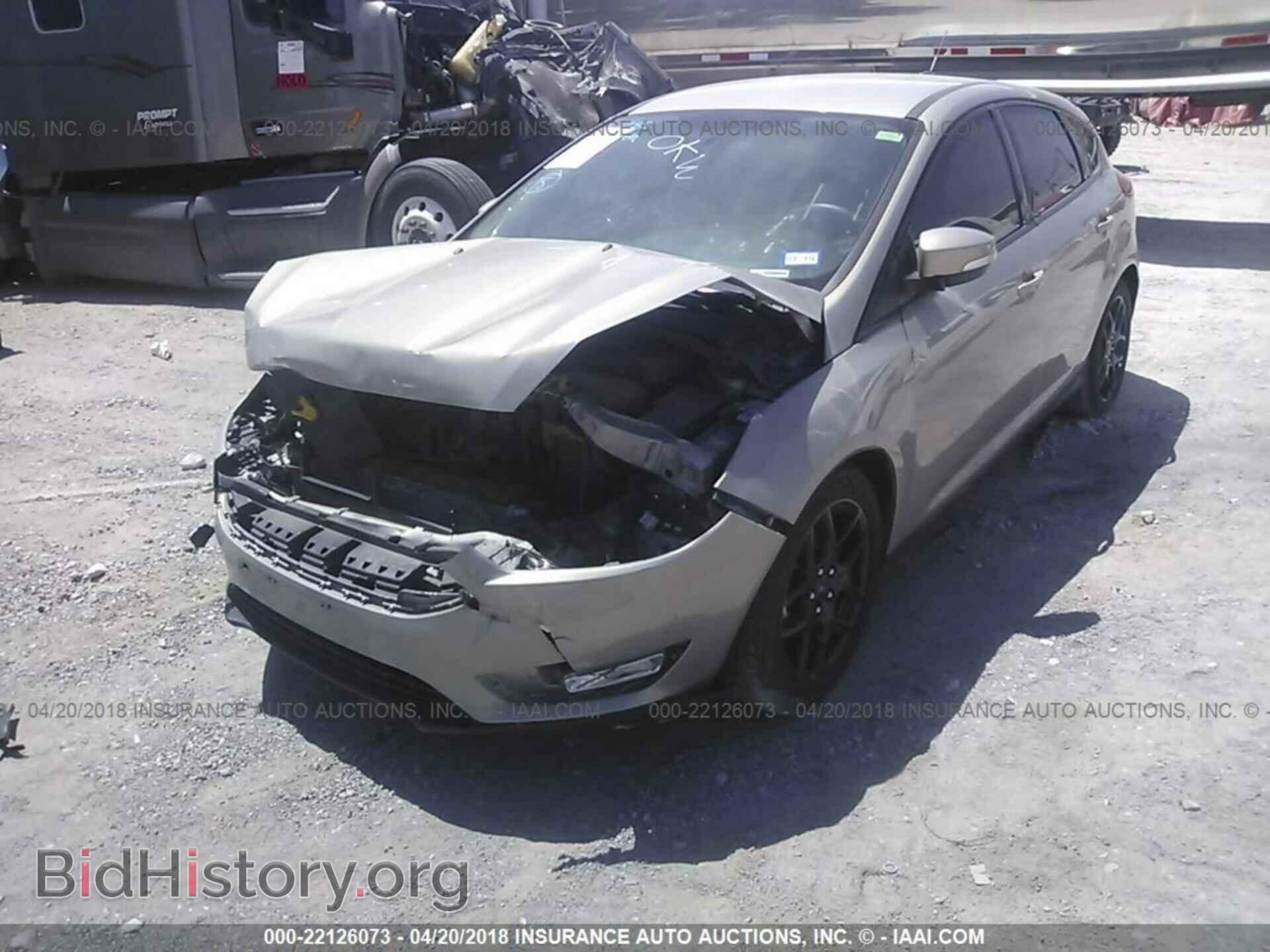 2016 Ford Focus - VIN: 1FADP3K25GL372185 - Photo 6