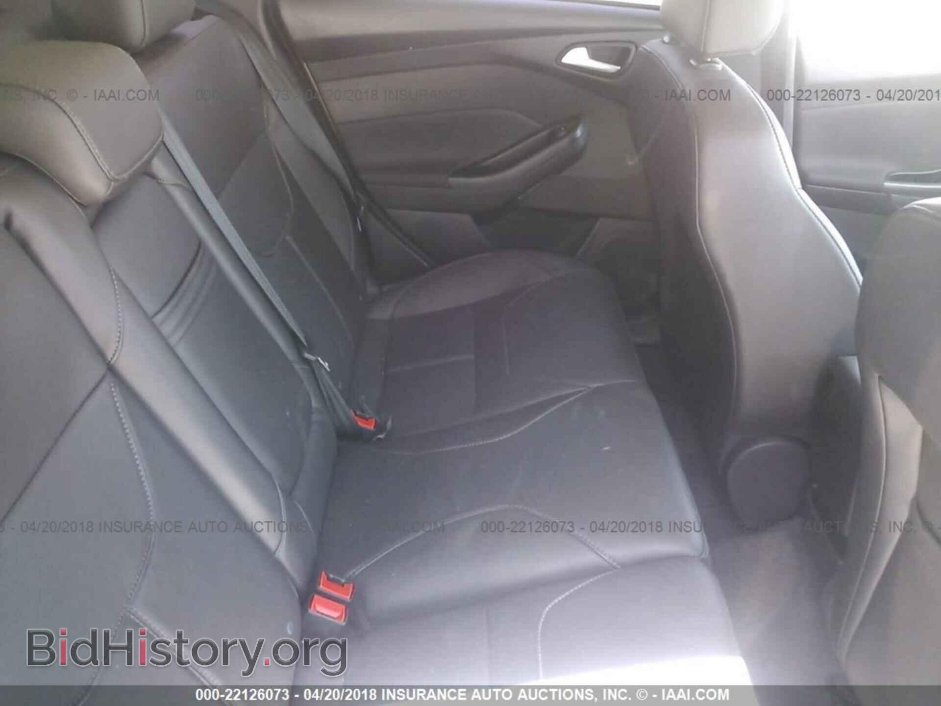 2016 Ford Focus - VIN: 1FADP3K25GL372185 - Photo 8
