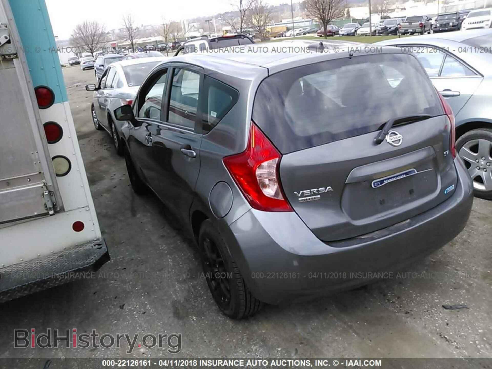 2016 Nissan Versa note - VIN: 3N1CE2CP3GL356574 - Photo 3