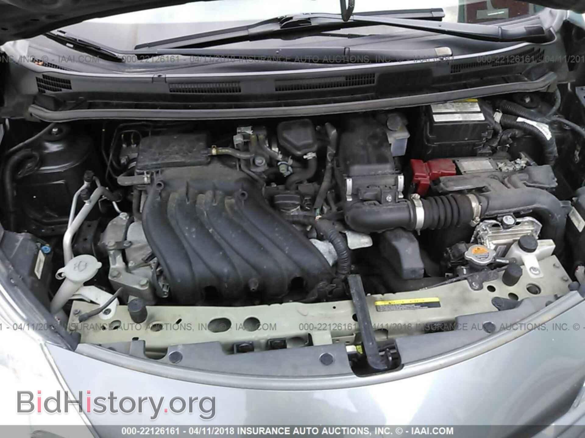 2016 Nissan Versa note - VIN: 3N1CE2CP3GL356574 - Photo 10