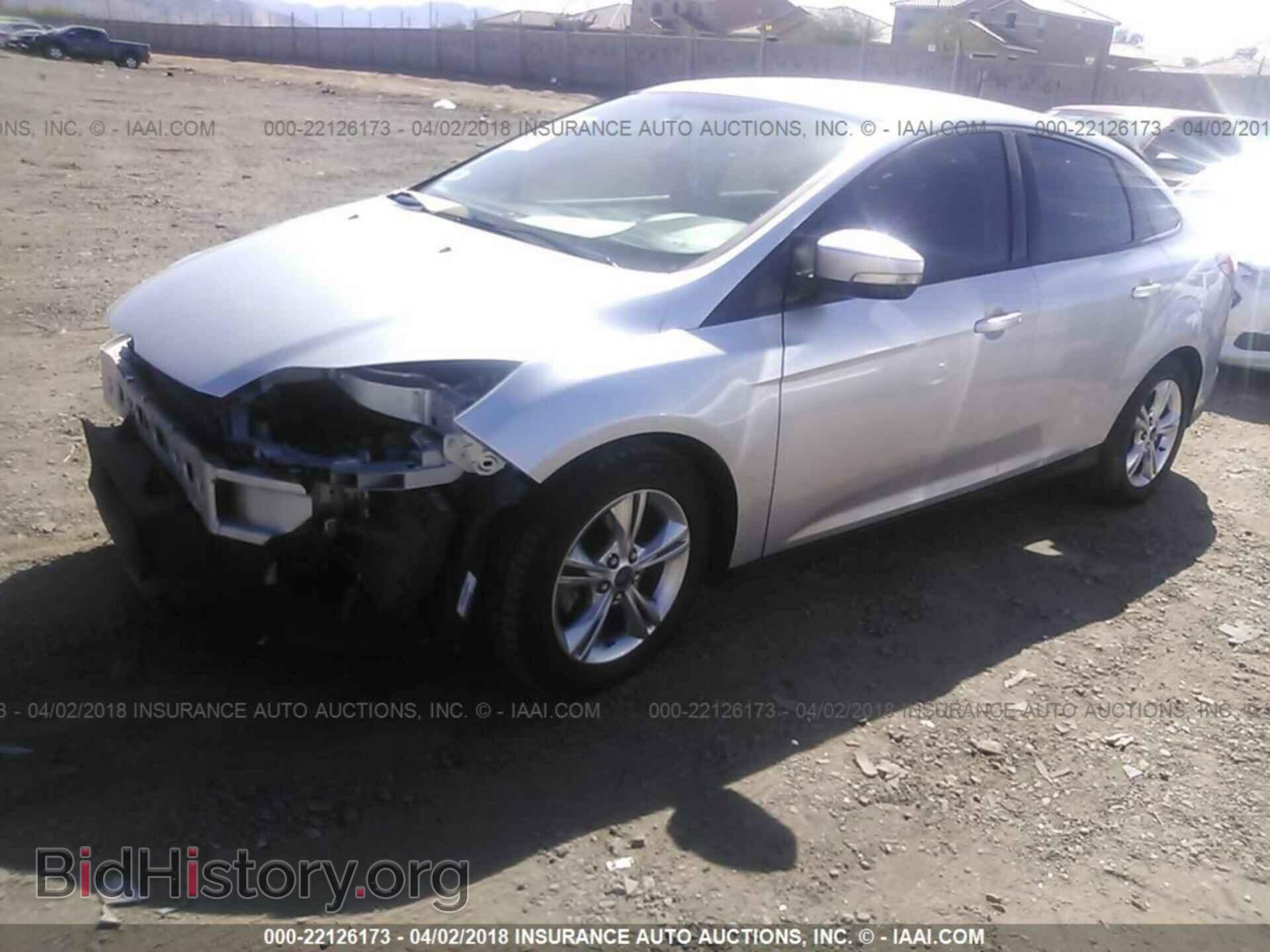 2013 Ford Focus - VIN: 1FADP3F2XDL363214 - Фото 2