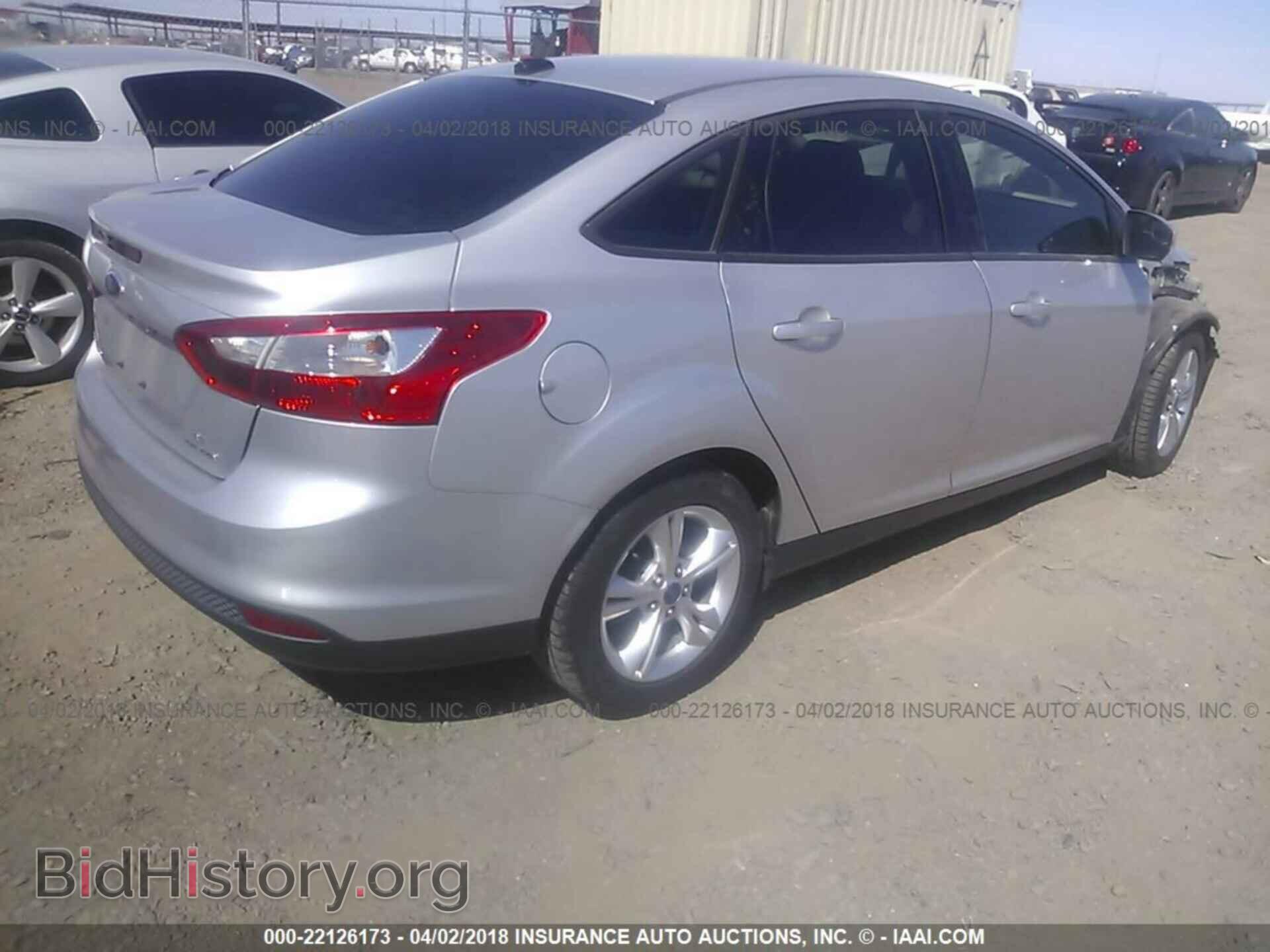 2013 Ford Focus - VIN: 1FADP3F2XDL363214 - Фото 4