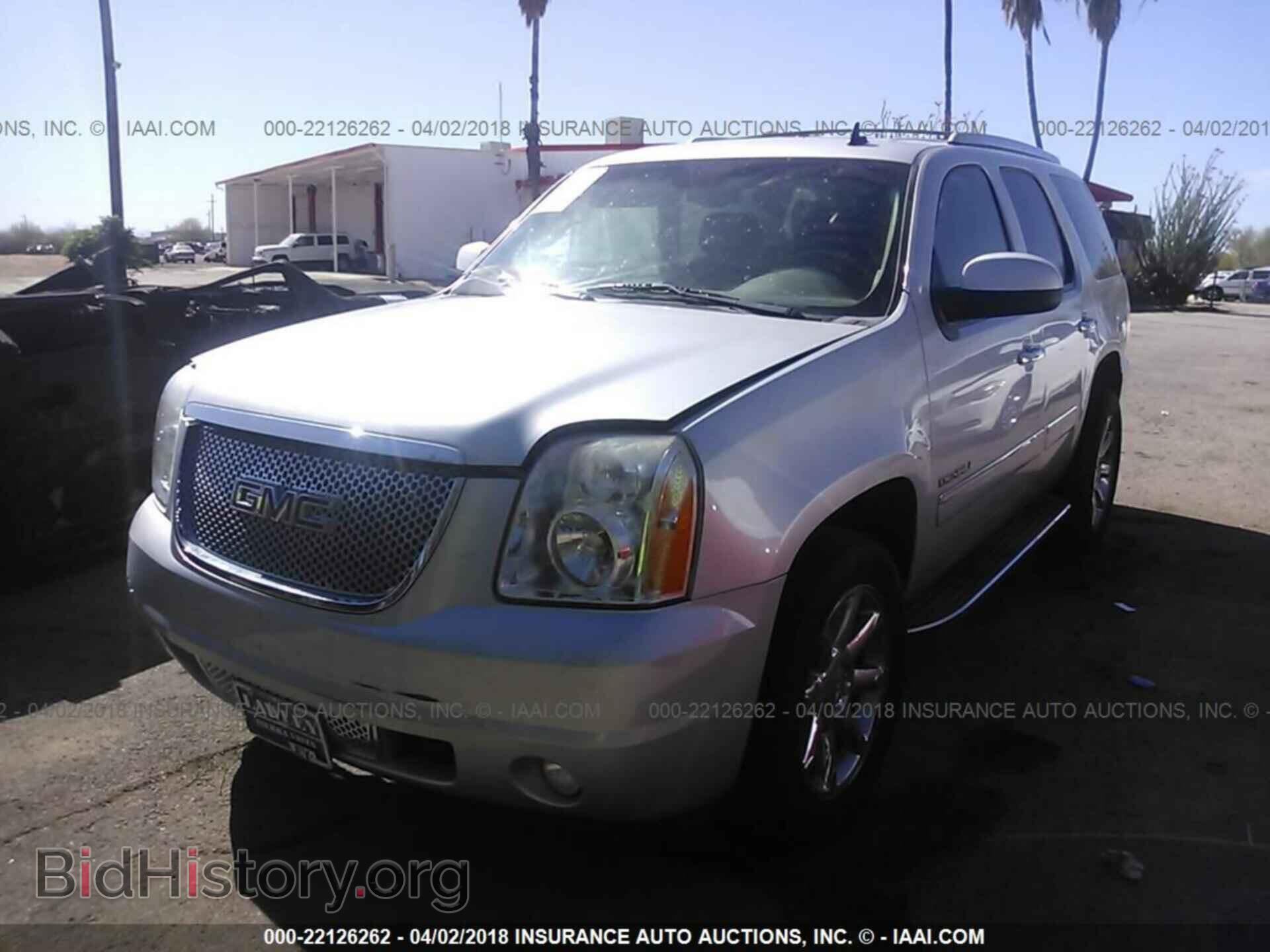 2011 Gmc Yukon - VIN: 1GKS2EEF1BR244711 - Фото 2