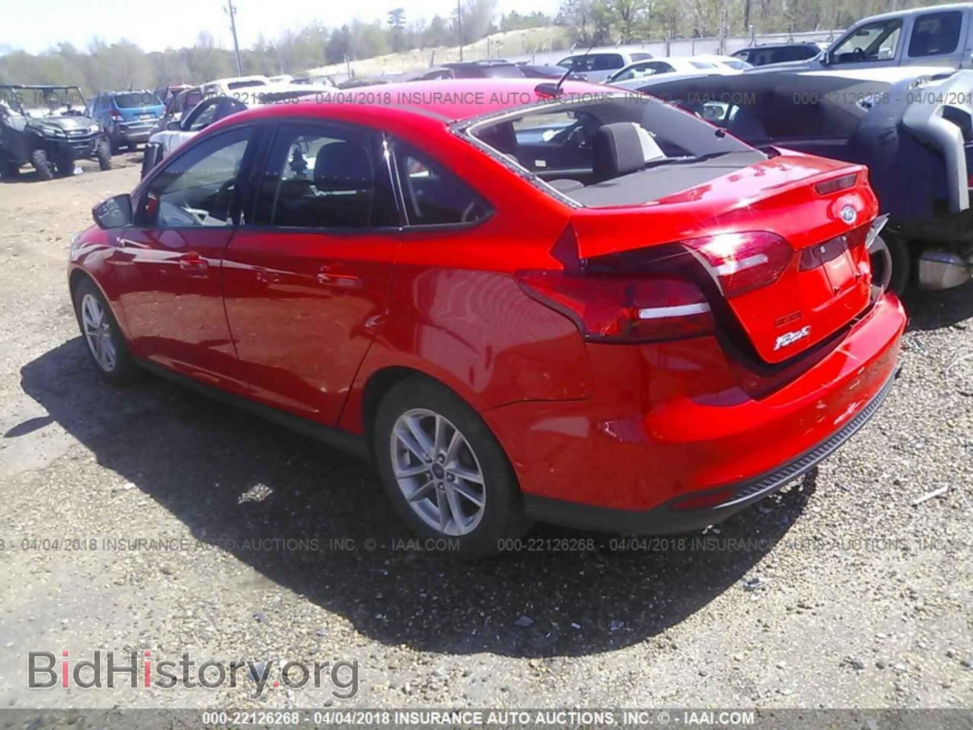 2015 Ford Focus - VIN: 1FADP3F27FL202323 - Photo 3