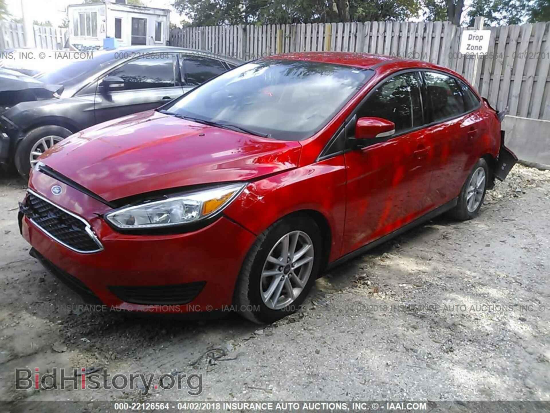 2016 Ford Focus - VIN: 1FADP3F29GL277493 - Photo 2
