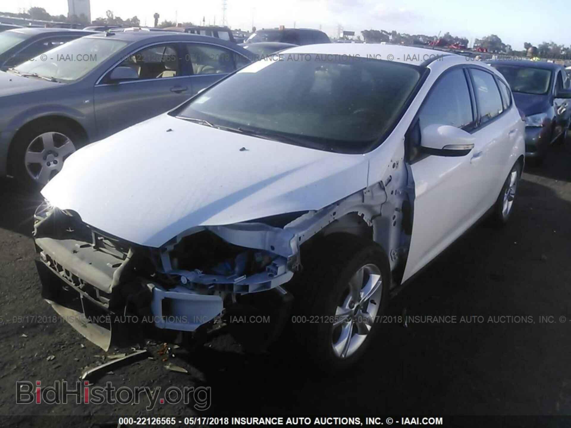 2014 Ford Focus - VIN: 1FADP3K2XEL391702 - Фото 2