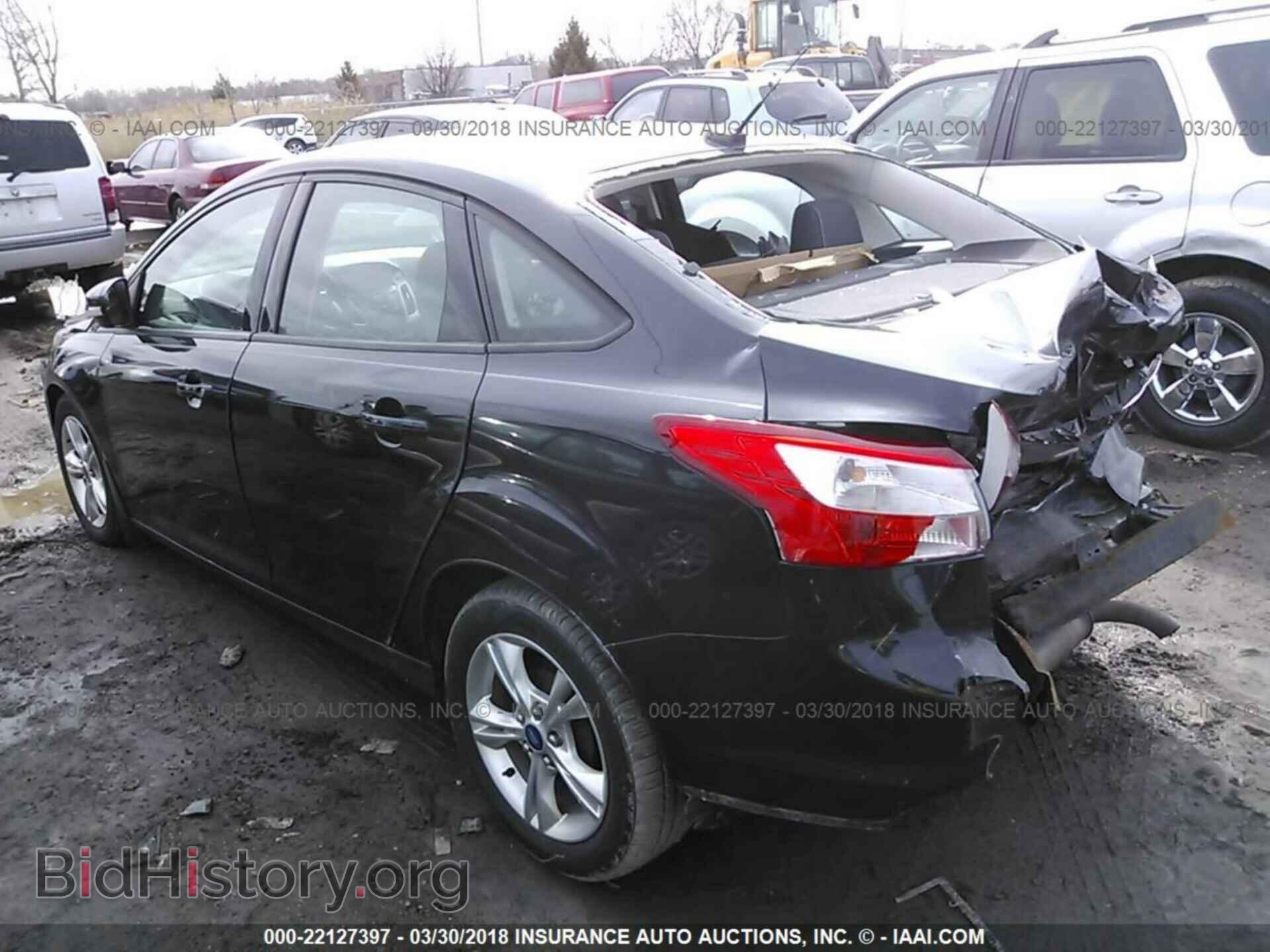 2014 Ford Focus - VIN: 1FADP3F27EL160136 - Фото 3