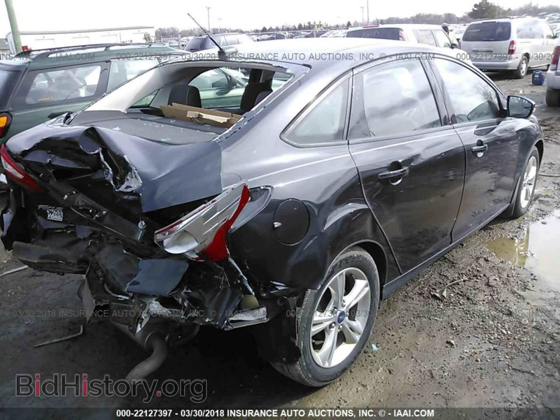 2014 Ford Focus - VIN: 1FADP3F27EL160136 - Фото 4