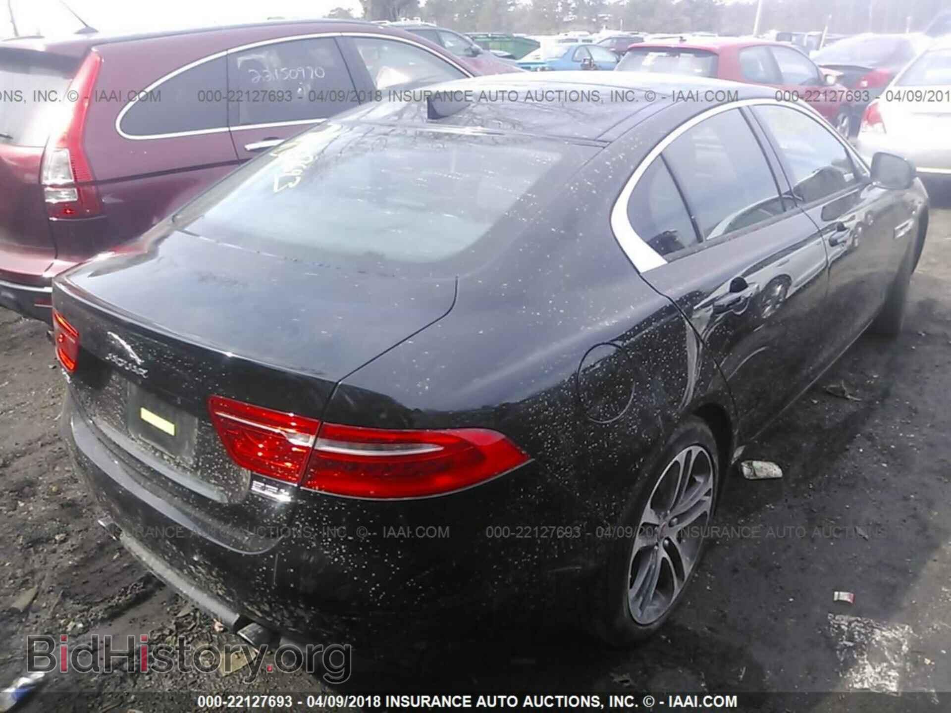 2017 Jaguar Xe - VIN: SAJAJ4BV6HA949268 - Фото 4